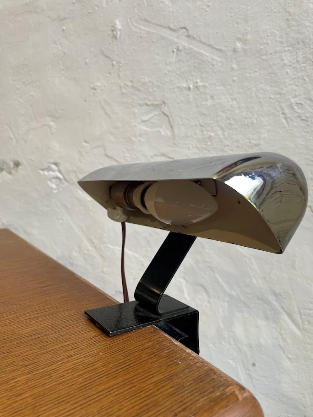 Lámpara de escritorio cromada de estilo modernista, diseño Art Déco, francés 1930-1940 en Bueno estado para la venta en Debrecen, HU