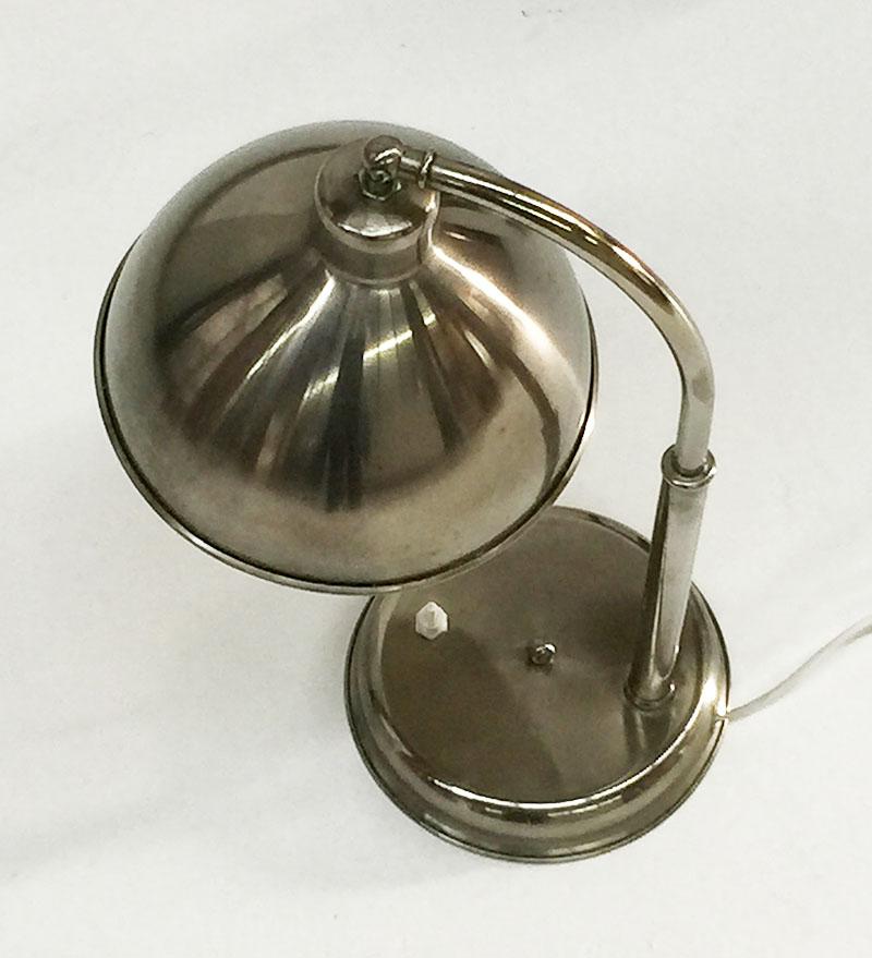 Chrome Desk Lamp with Adjustable Shade, 1930s In Good Condition For Sale In Delft, NL