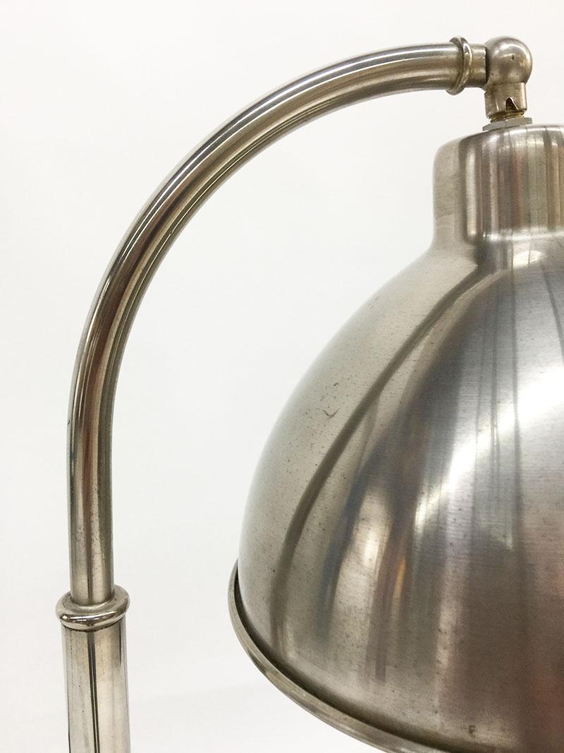 Chrome Lampe de bureau chromée avec abat-jour réglable, années 1930 en vente