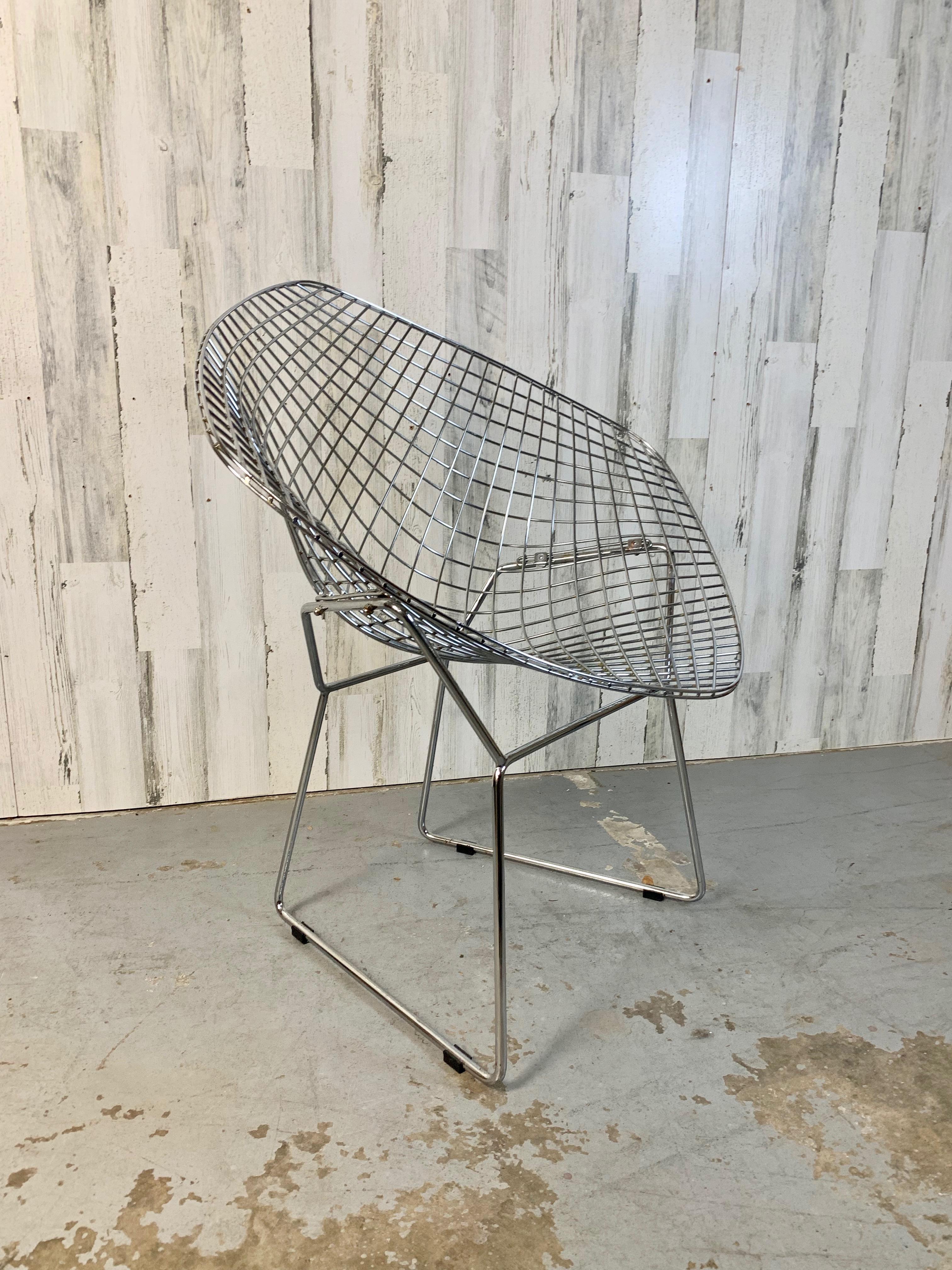 Verchromter Diamantstuhl im Stil von Bertoia (21. Jahrhundert und zeitgenössisch) im Angebot