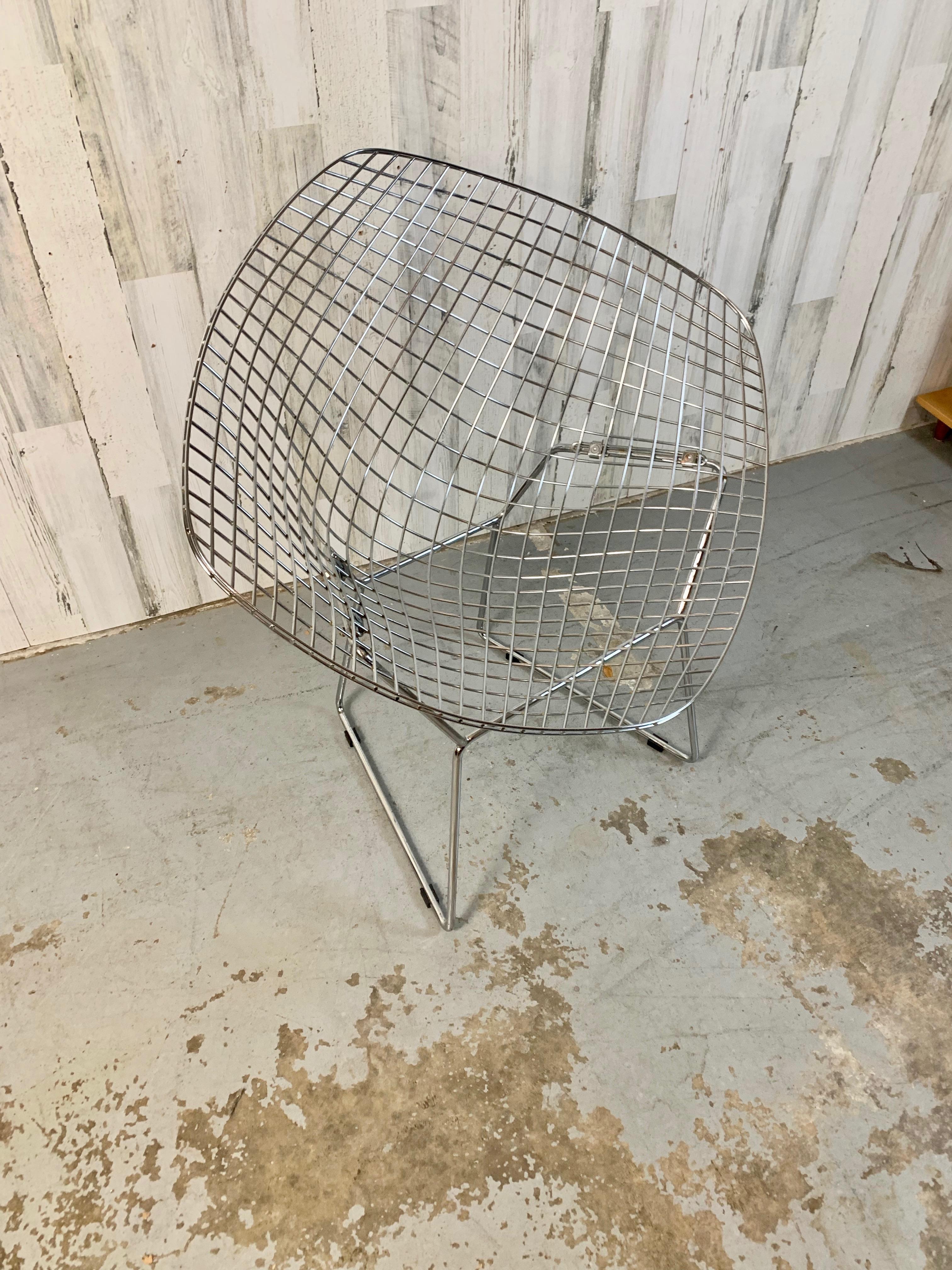 Verchromter Diamantstuhl im Stil von Bertoia im Angebot 2