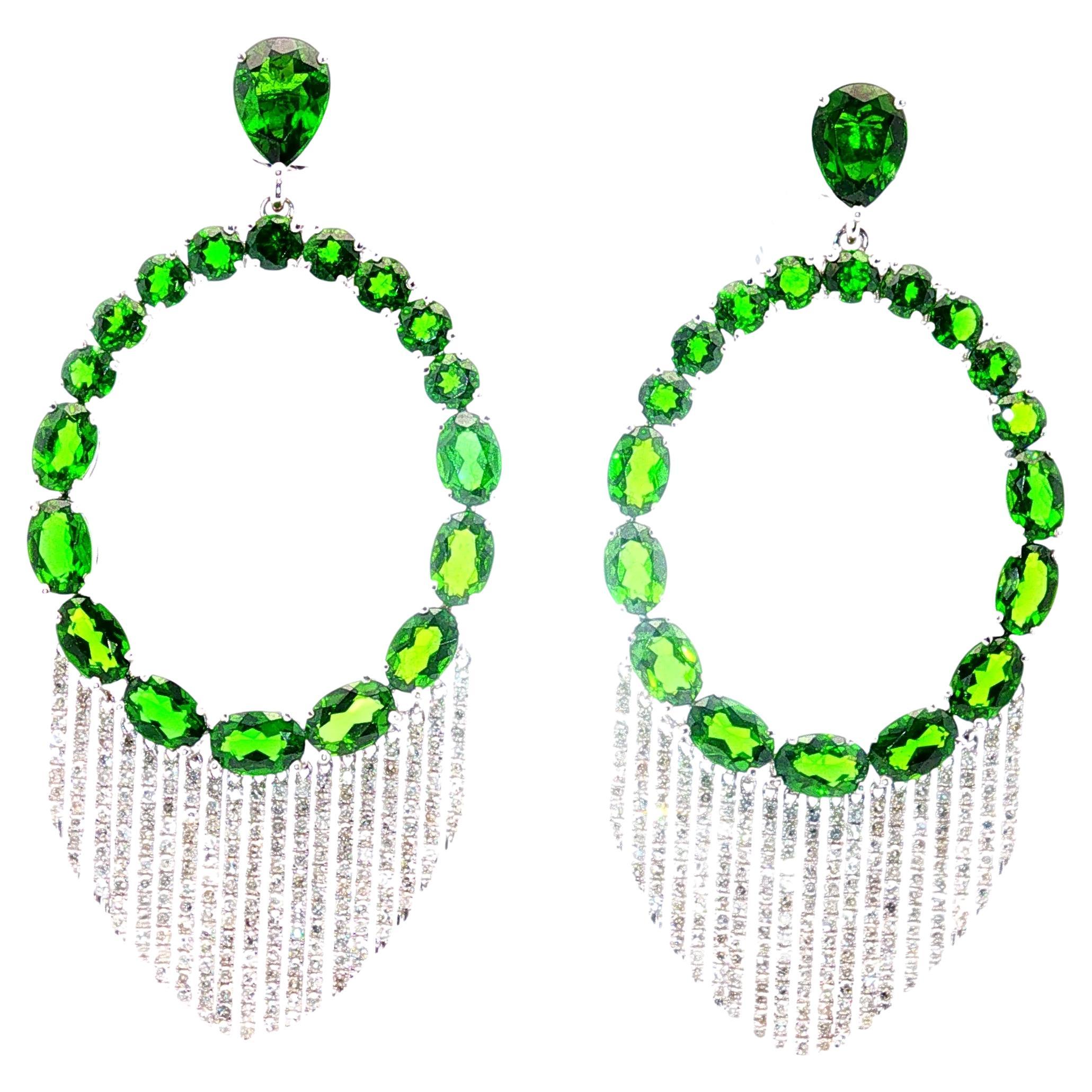 Chrom-Diopside und Diamant-Kronleuchter-Ohrringe, 18K Weißgold, 17,00ct Total im Angebot