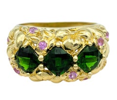 Chrome Diopside and Pink Tourmaline Textured Floral Band Ring in 18 Karat Gold