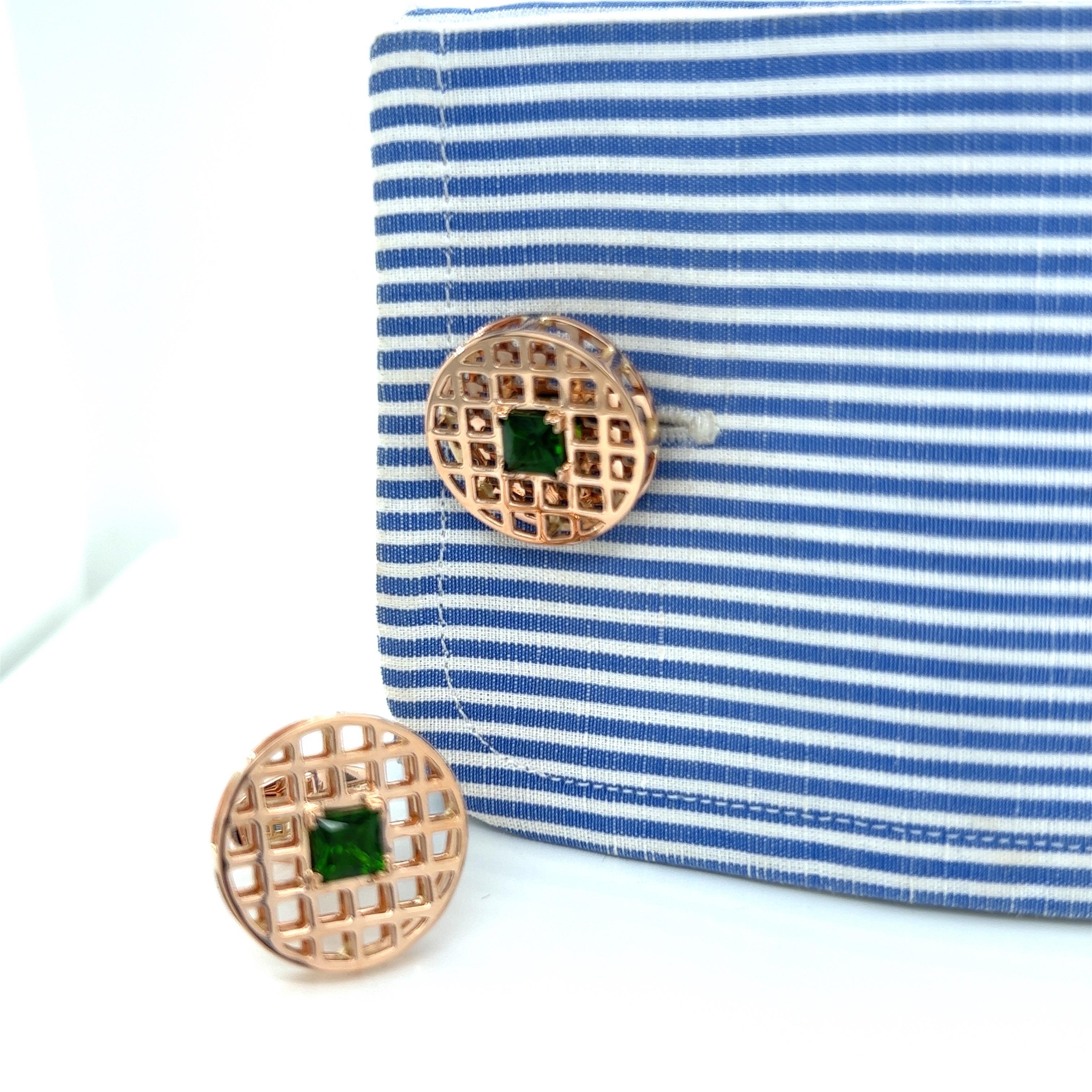 Chrome Diopside Basket Rose Gold Cufflinks In New Condition For Sale In New York, NY