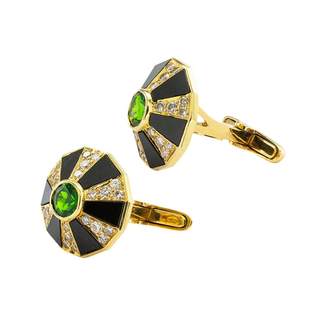 Contemporary Chrome Diopside Diamond Onyx Yellow Gold Cufflinks For Sale