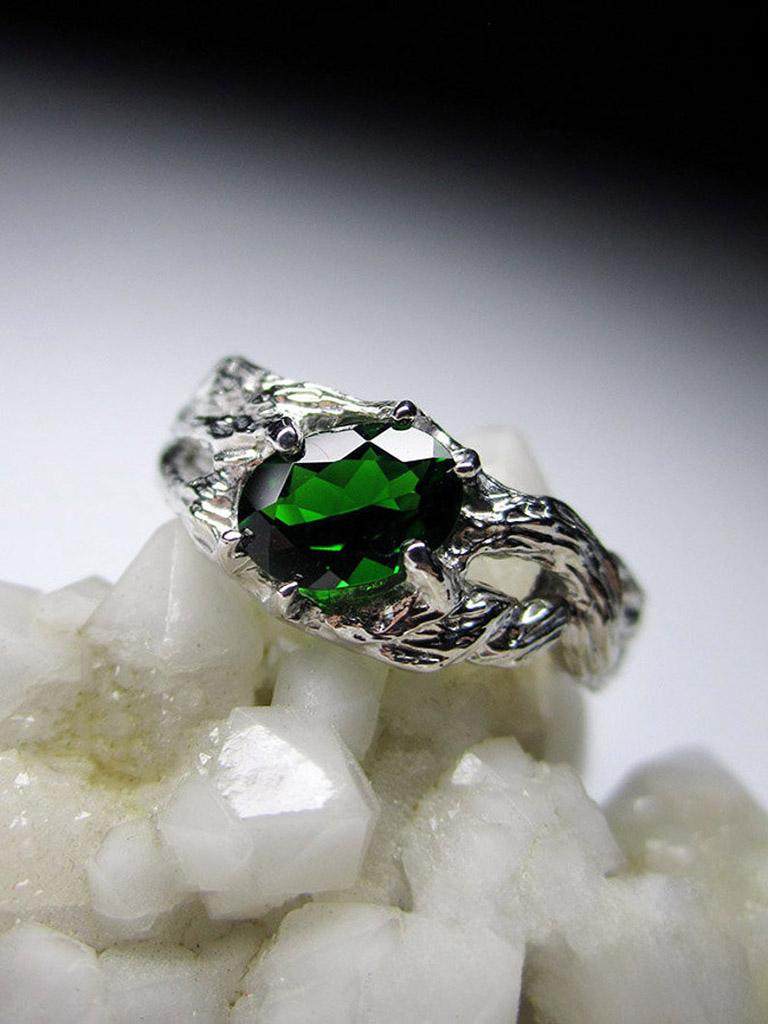 Chrome Diopside Silver Ring Natural Deep Green Gemstone Unisex Jewelry For Sale 3