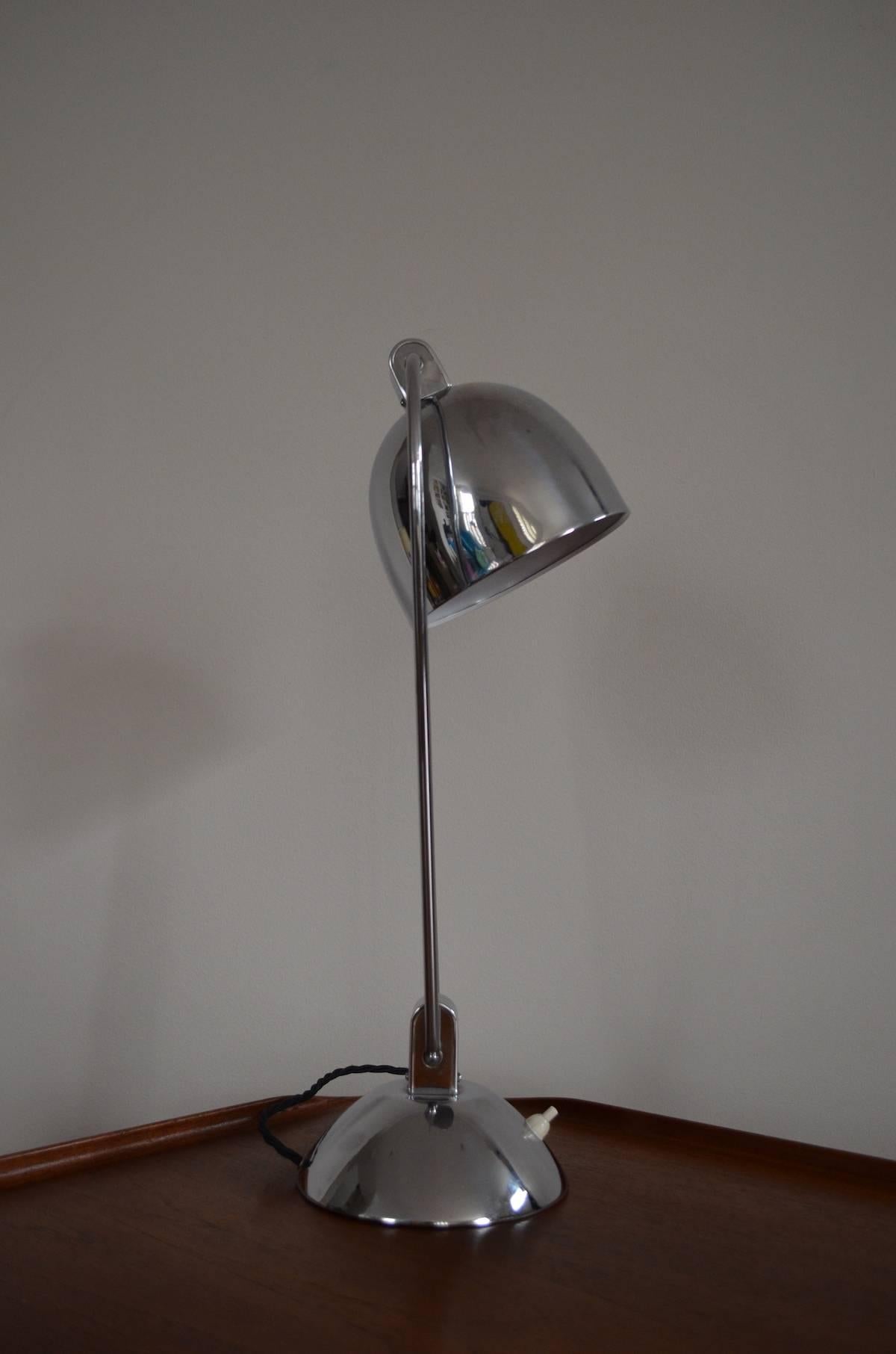 Chrome Domed Table Lamp, 1950s In Excellent Condition For Sale In London, Greater London
