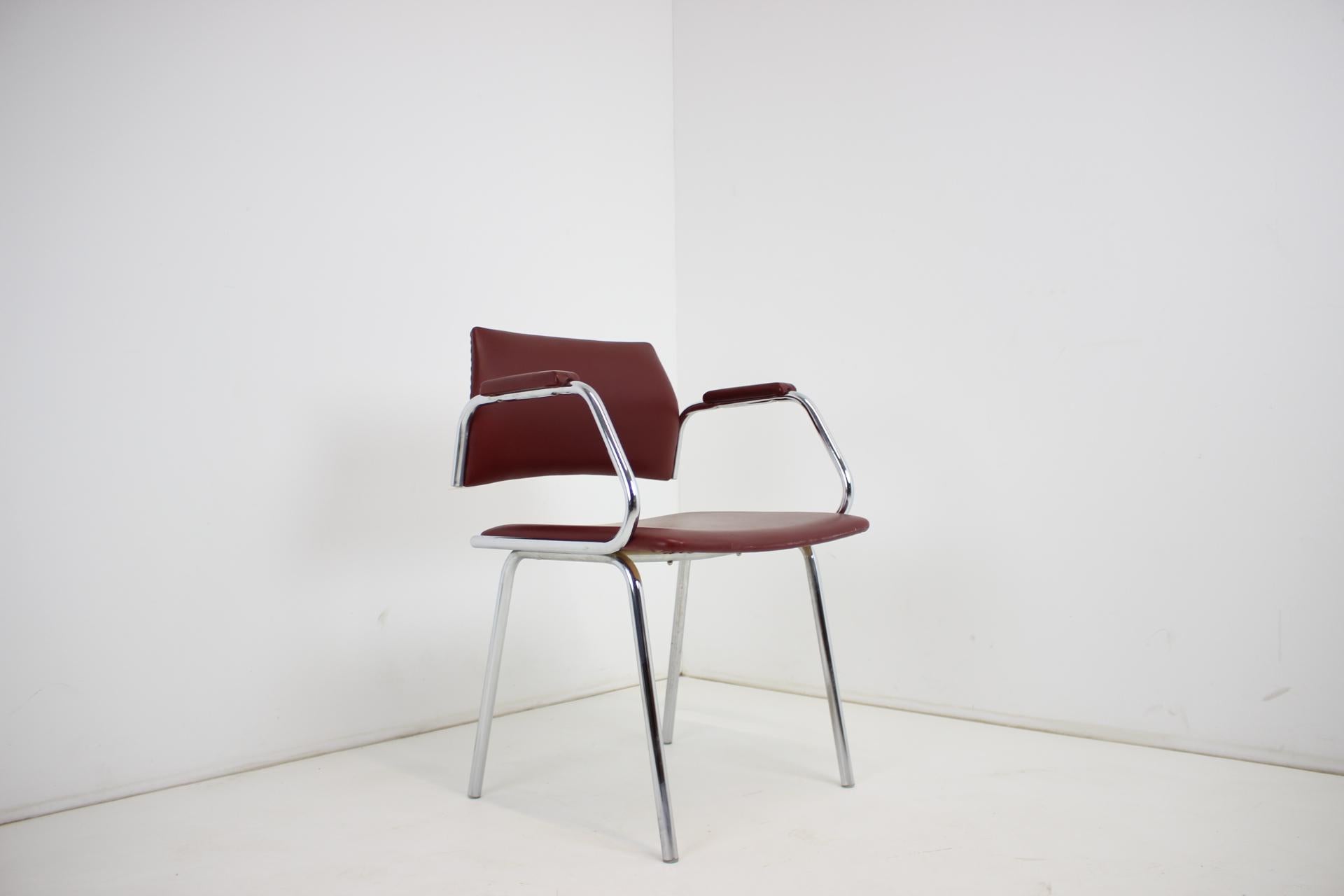 Chrome (Faux) Leather Armchair by Kovona, 1980's, Czechoslovakia For Sale 1