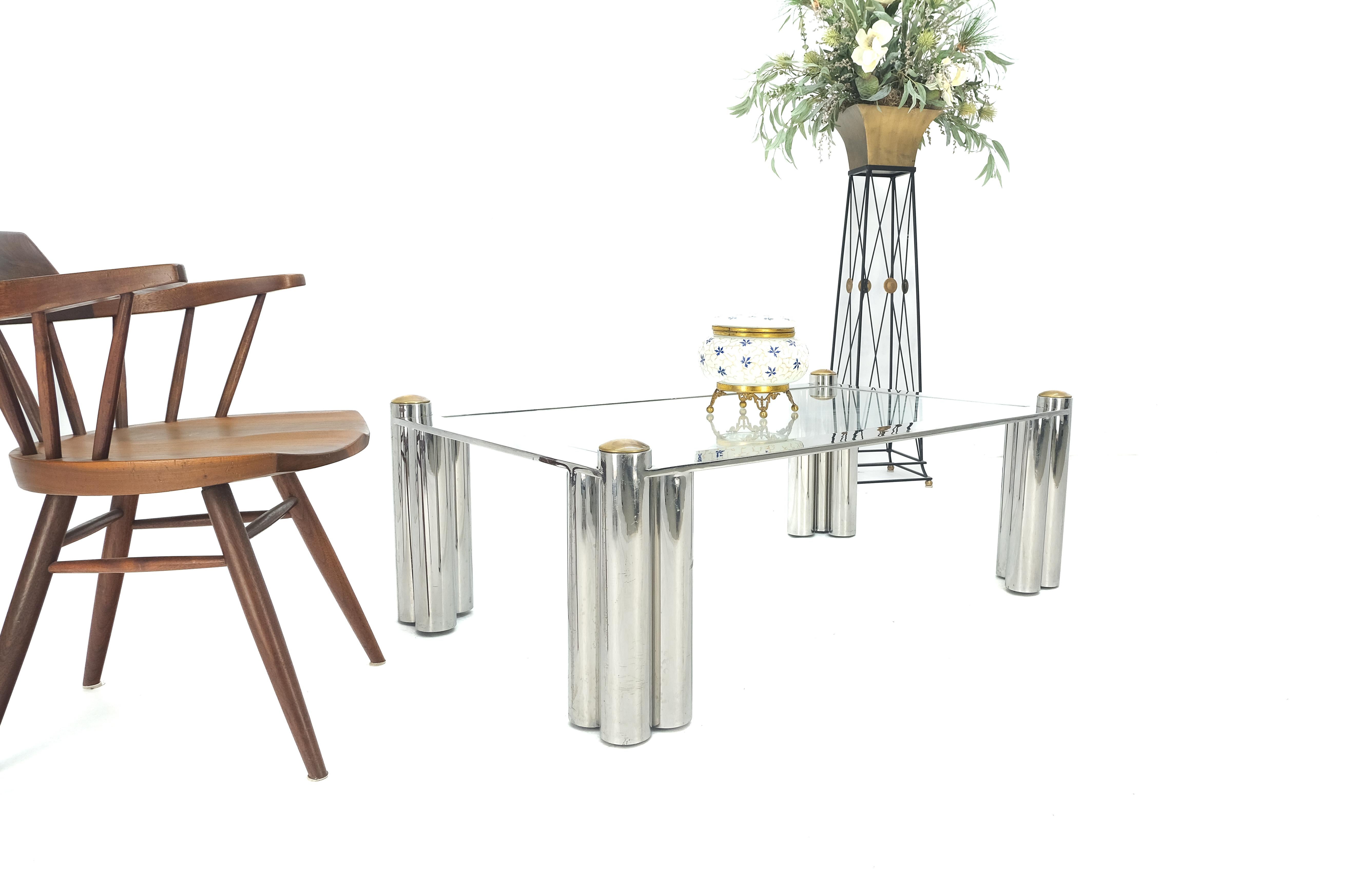 Mesa de centro rectangular con estructura de patas de acero inoxidable con triple cilindro y acabado cromado Estadounidense en venta