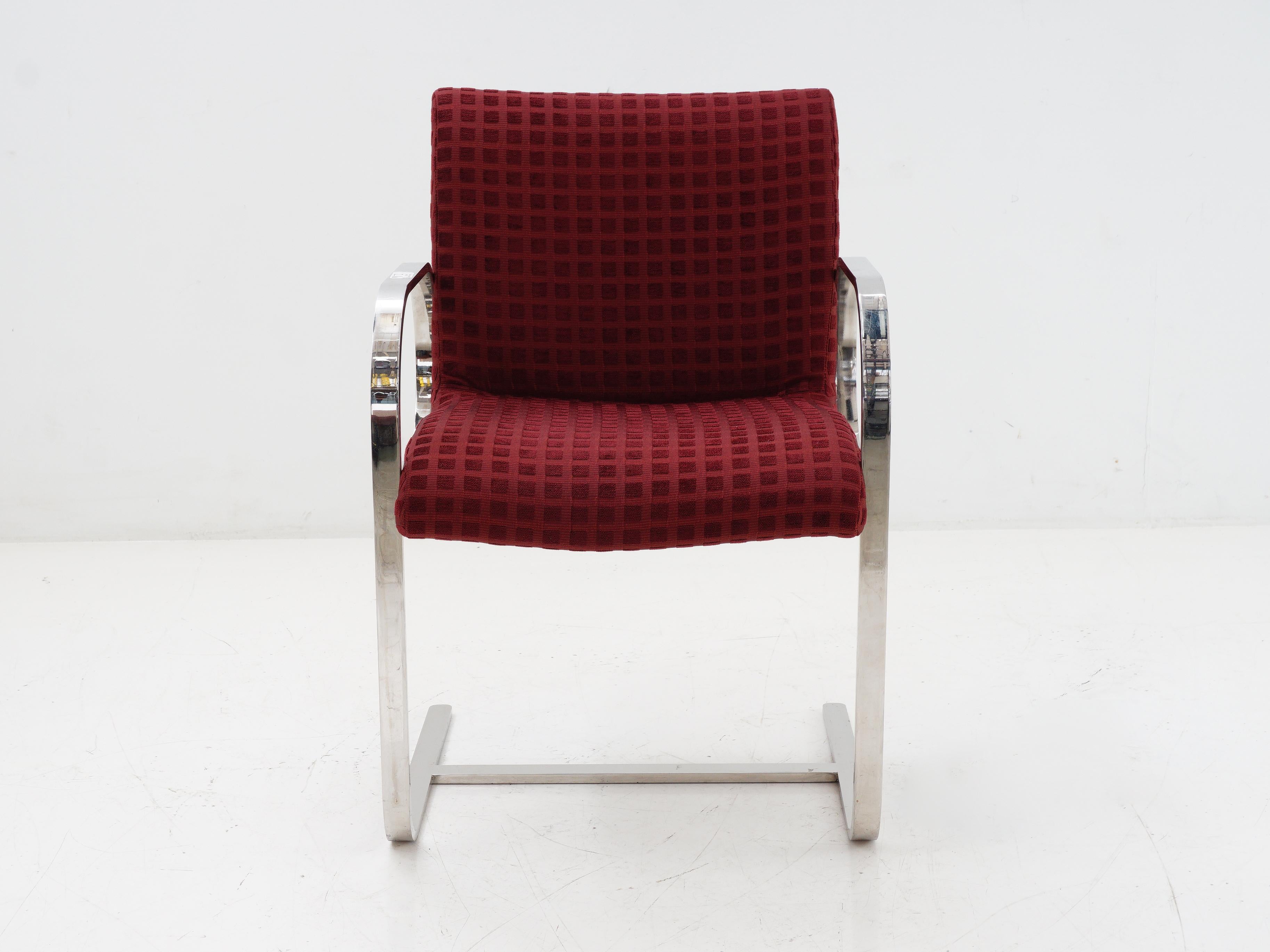 Late 20th Century Chrome Flatbar Cantilever Chair, 1970s For Sale