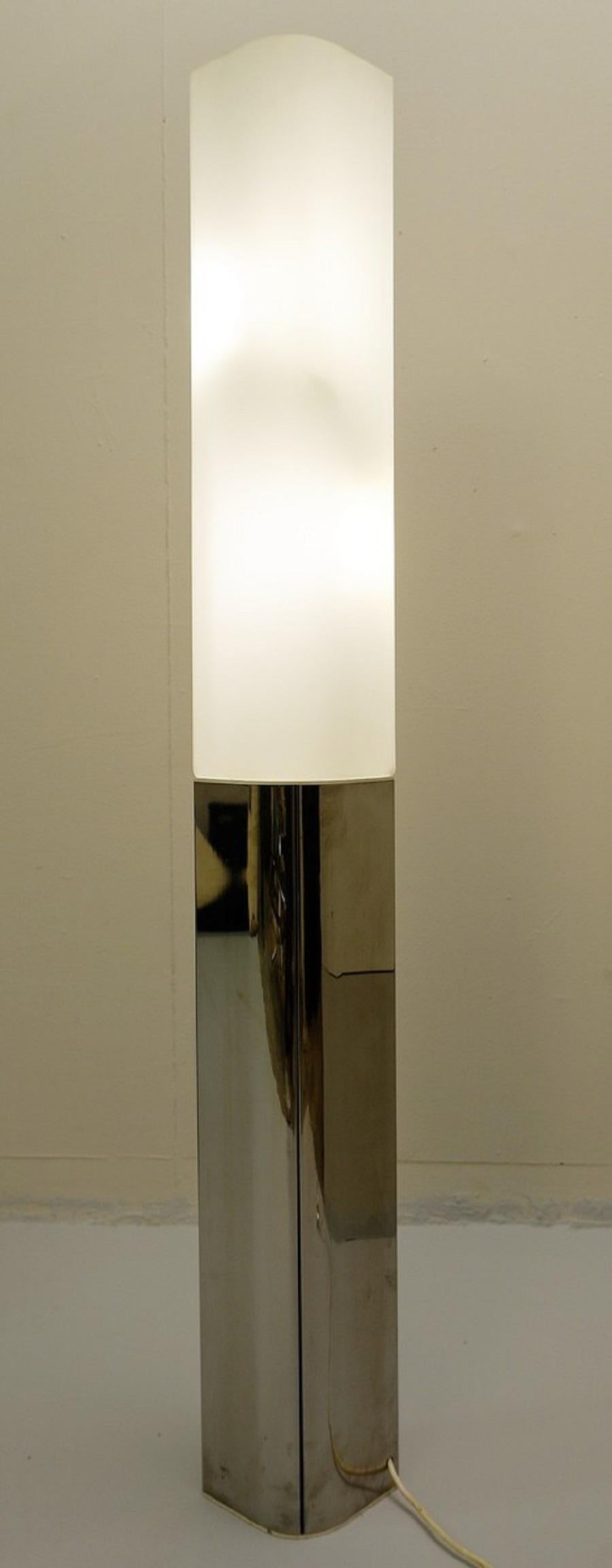 Chrome Floor Lamp by Luci Italia, 1970s In Good Condition For Sale In Brussels, BE