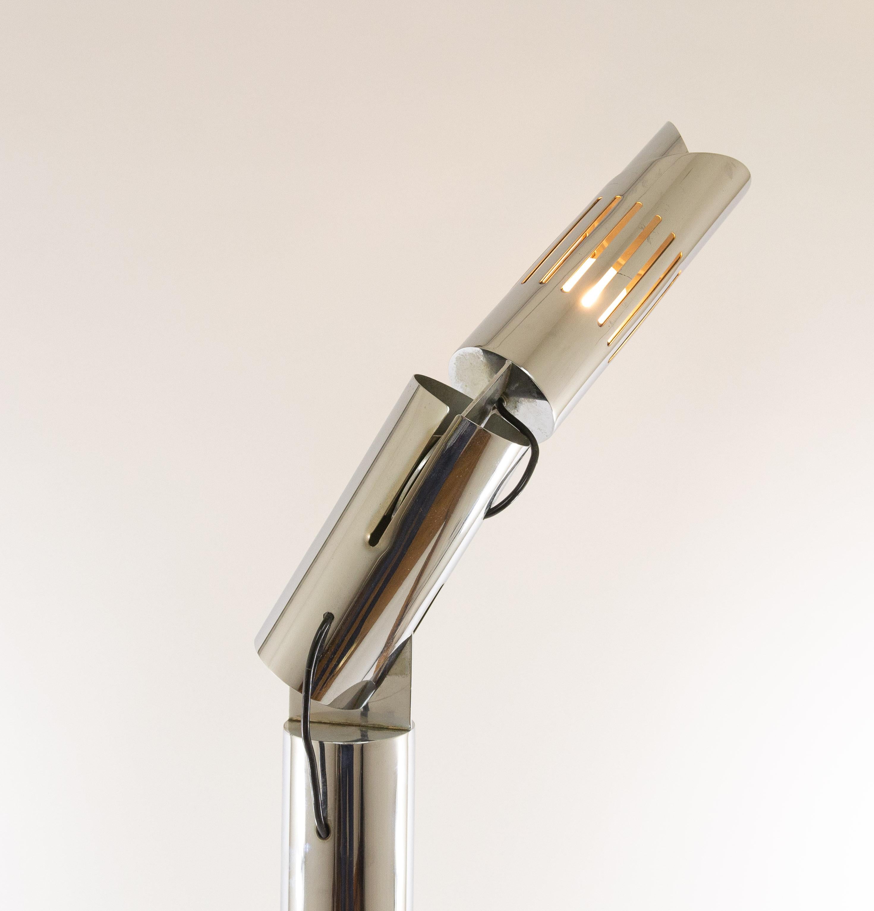 Chrome Floor Lamp, Model Cobra, by Gabriele D'Ali for Francesconi, 1970s For Sale 4