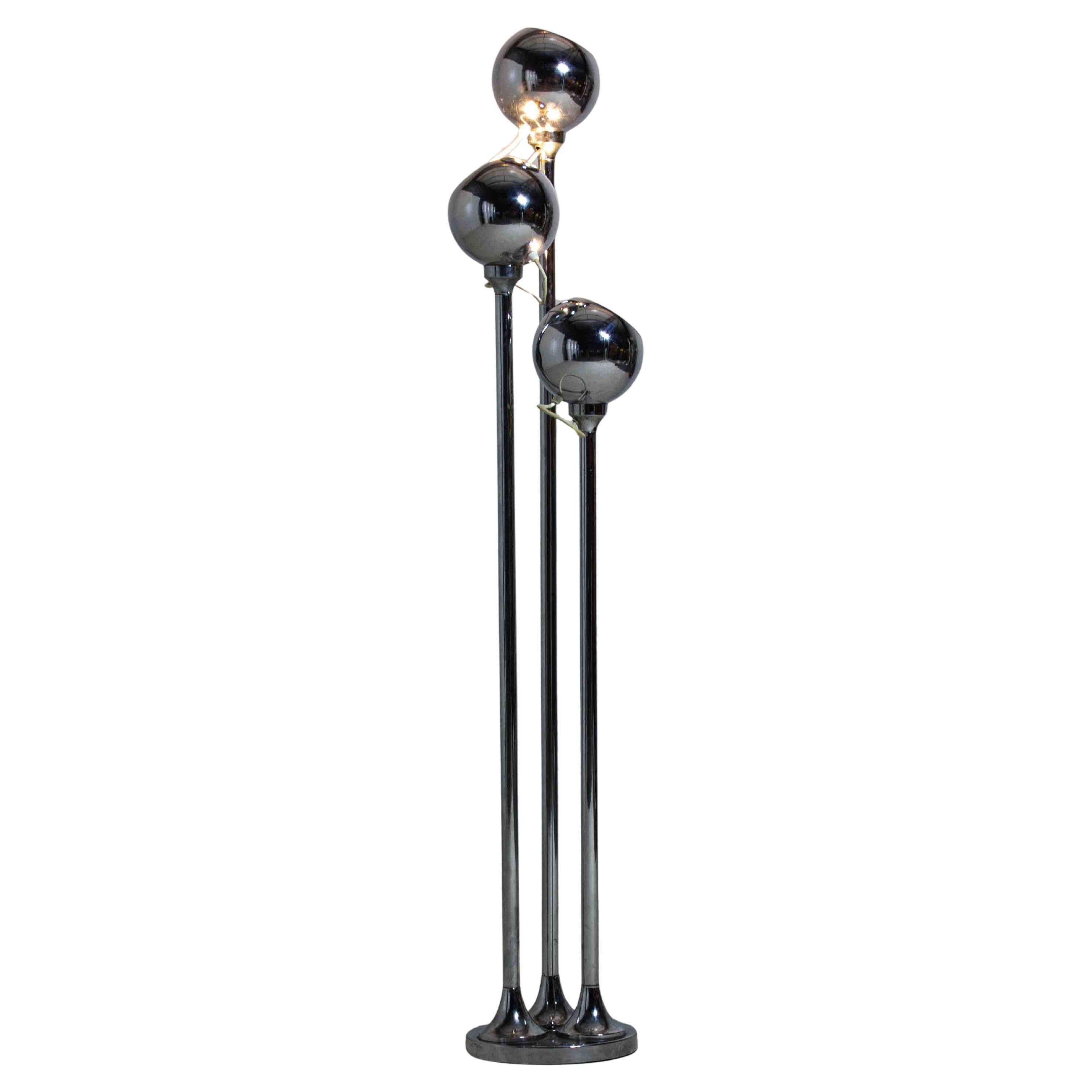 Chrome floor lamp with adjustable metal ball-shaped lights, Italy 1970s For Sale