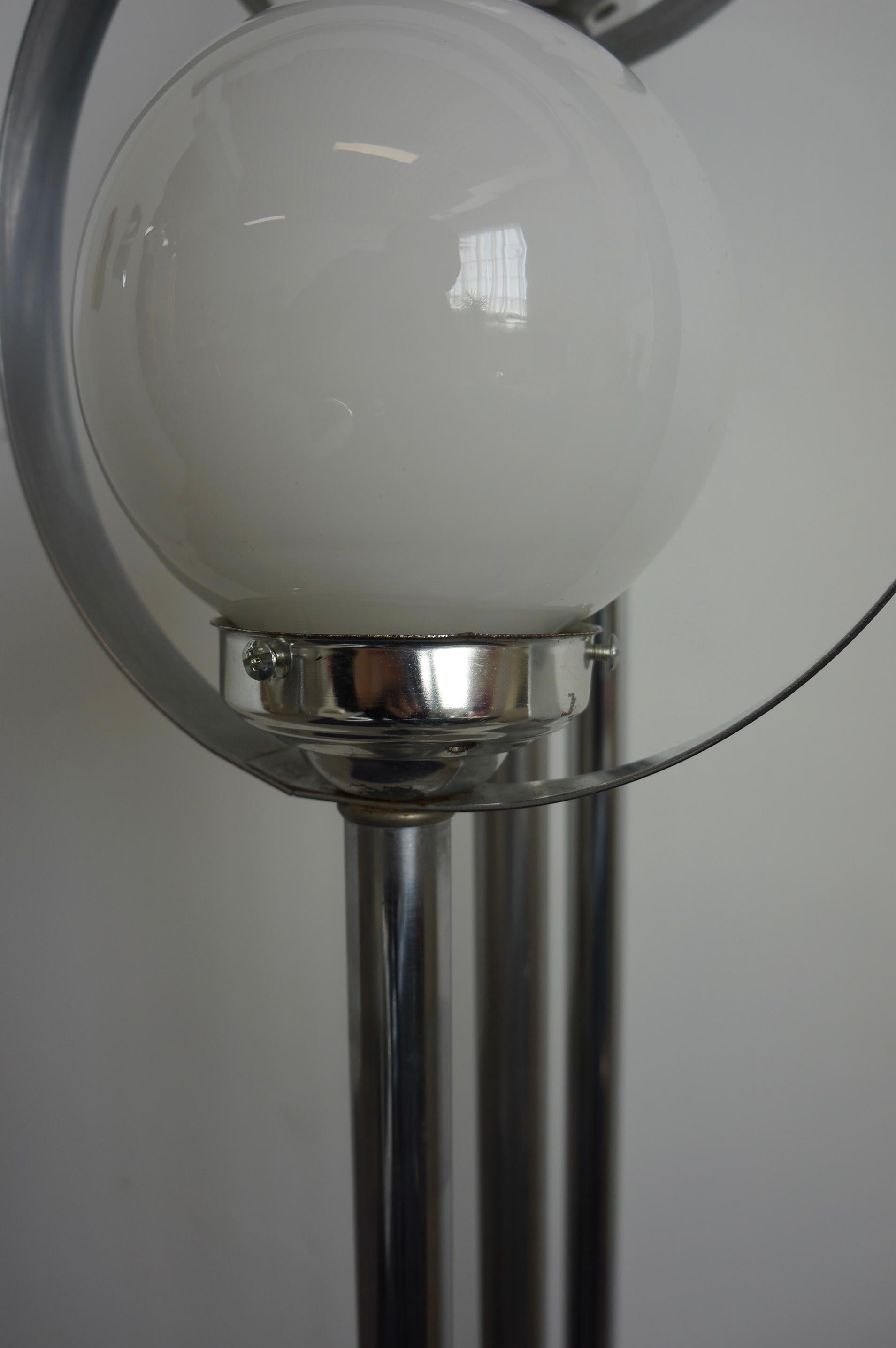 Chrome Floor Lamp With Three Orb Globes And Halos In Good Condition In Toronto, ON