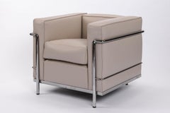 Chrome Frame with Ivory Leather Cushions LC2 Armchair, Cassina