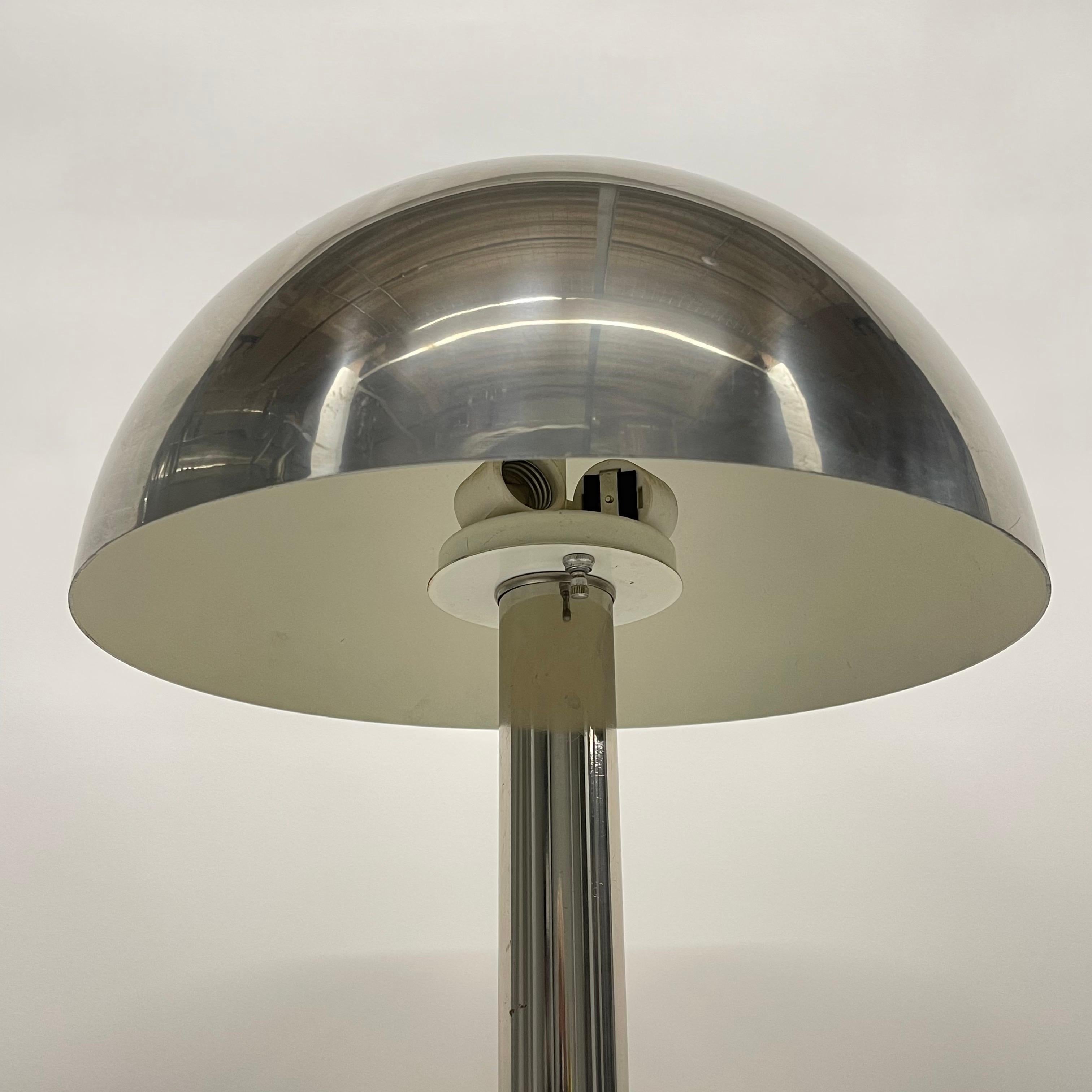 Américain Lampadaire champignon Fungo chromé, années 1970 en vente