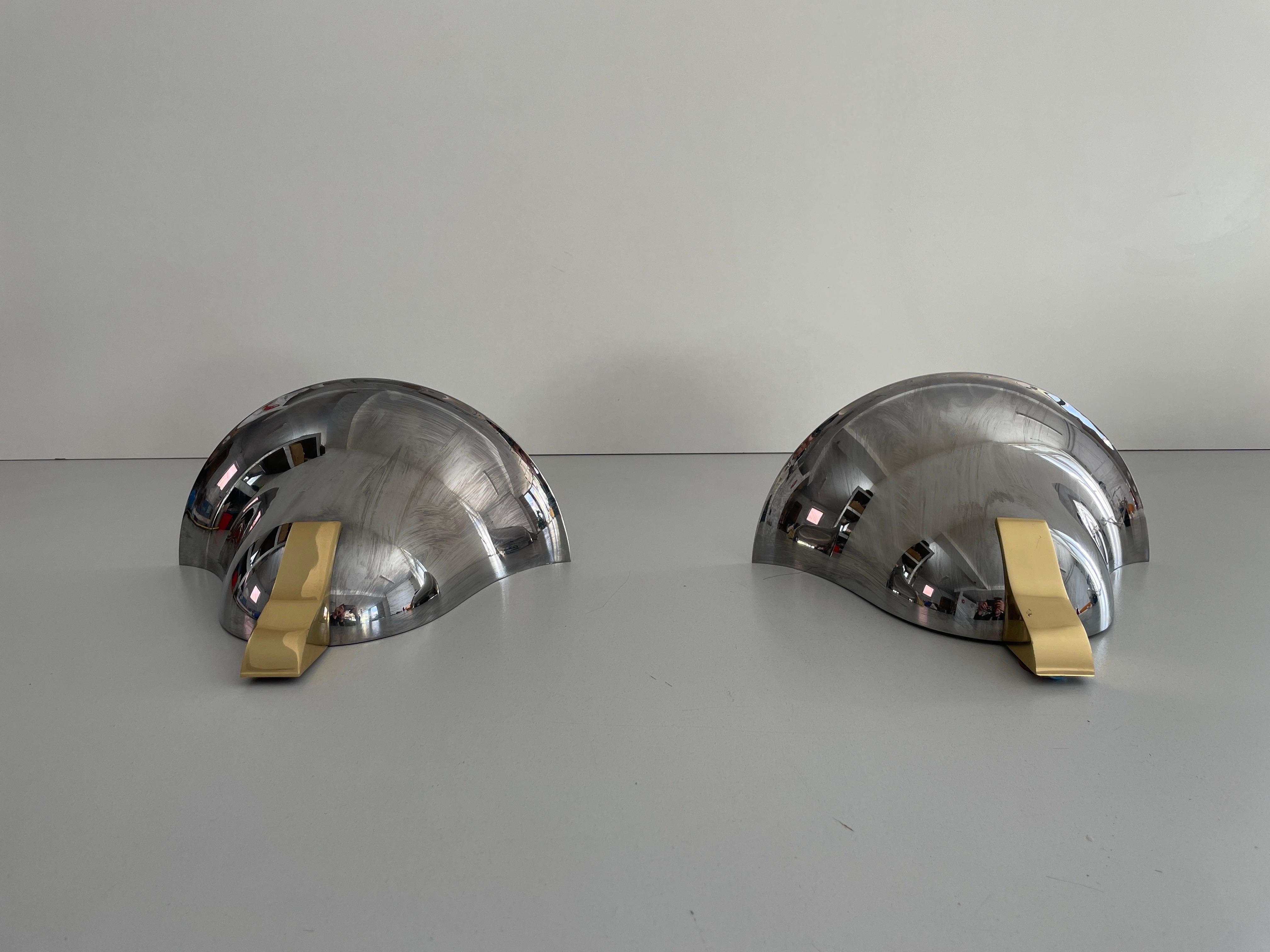 Tedesco Coppia di applique in metallo cromato e dorato di Art Line, anni '70, Germania in vendita