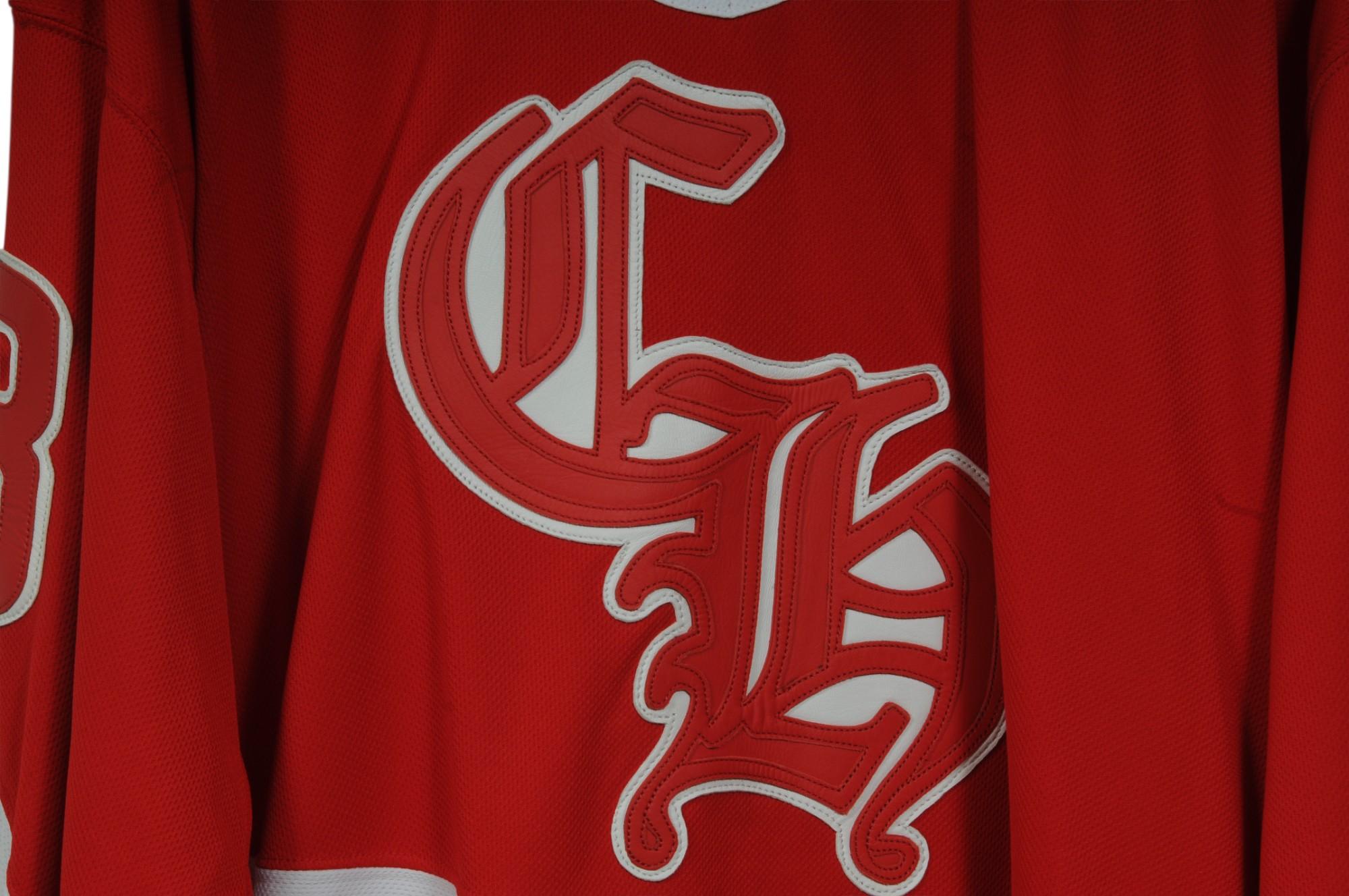 Rouge Chrome Hearts 33 Matty Boy Hockey Jersey LS Medium Red Chomper Mouth CH Logo en vente