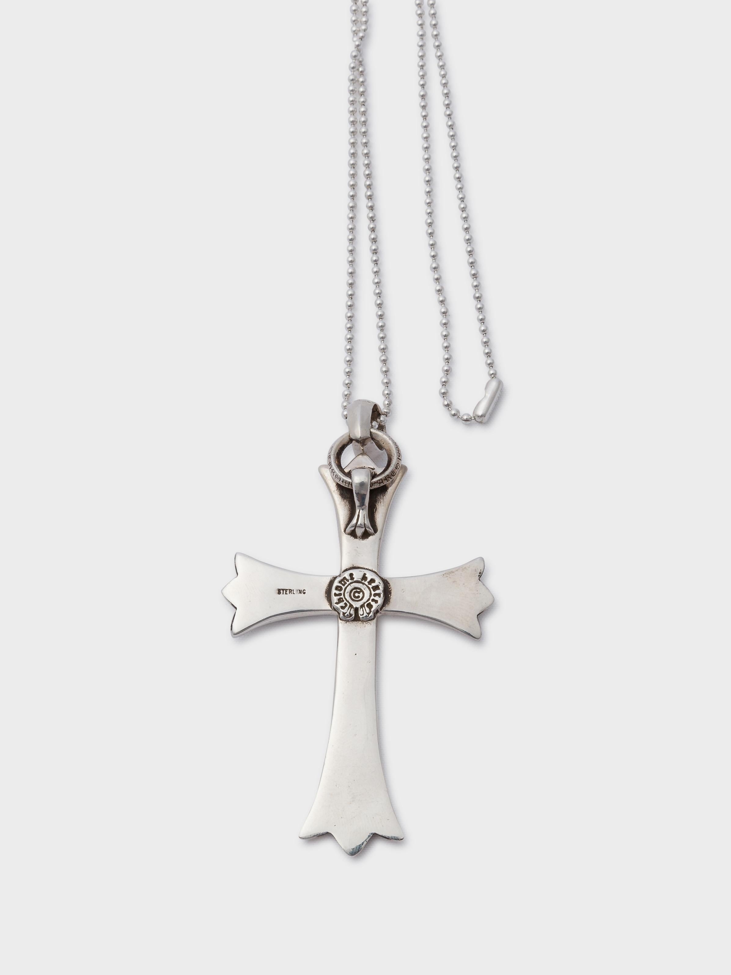 ✓ Authenticated

Our trained in-house authentication experts have reviewed this item to ensure that it is original. We guarantee its authenticity.

Here is a gently used Large Cross Necklace from Chrome Hearts.

Condition: Like new 

