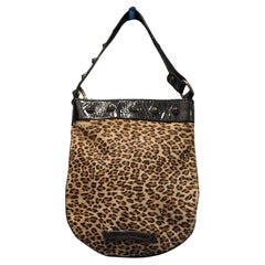 Borsa Chrome Hearts con manici in pelle verniciata nera e dettagli in pelo di pony
