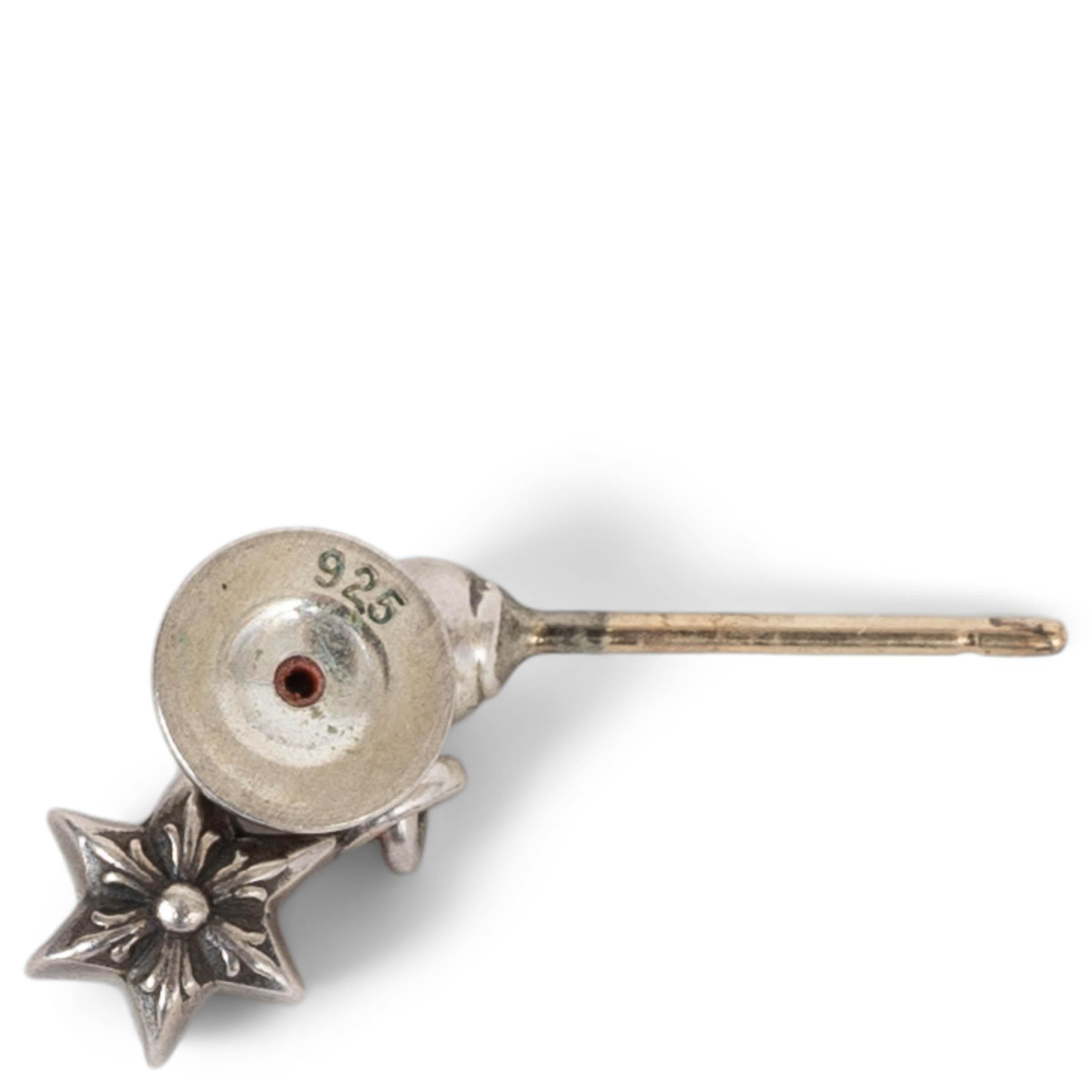 Donna Orecchino TINY STAR in argento 925 CHROME HEARTS (singolo) in vendita