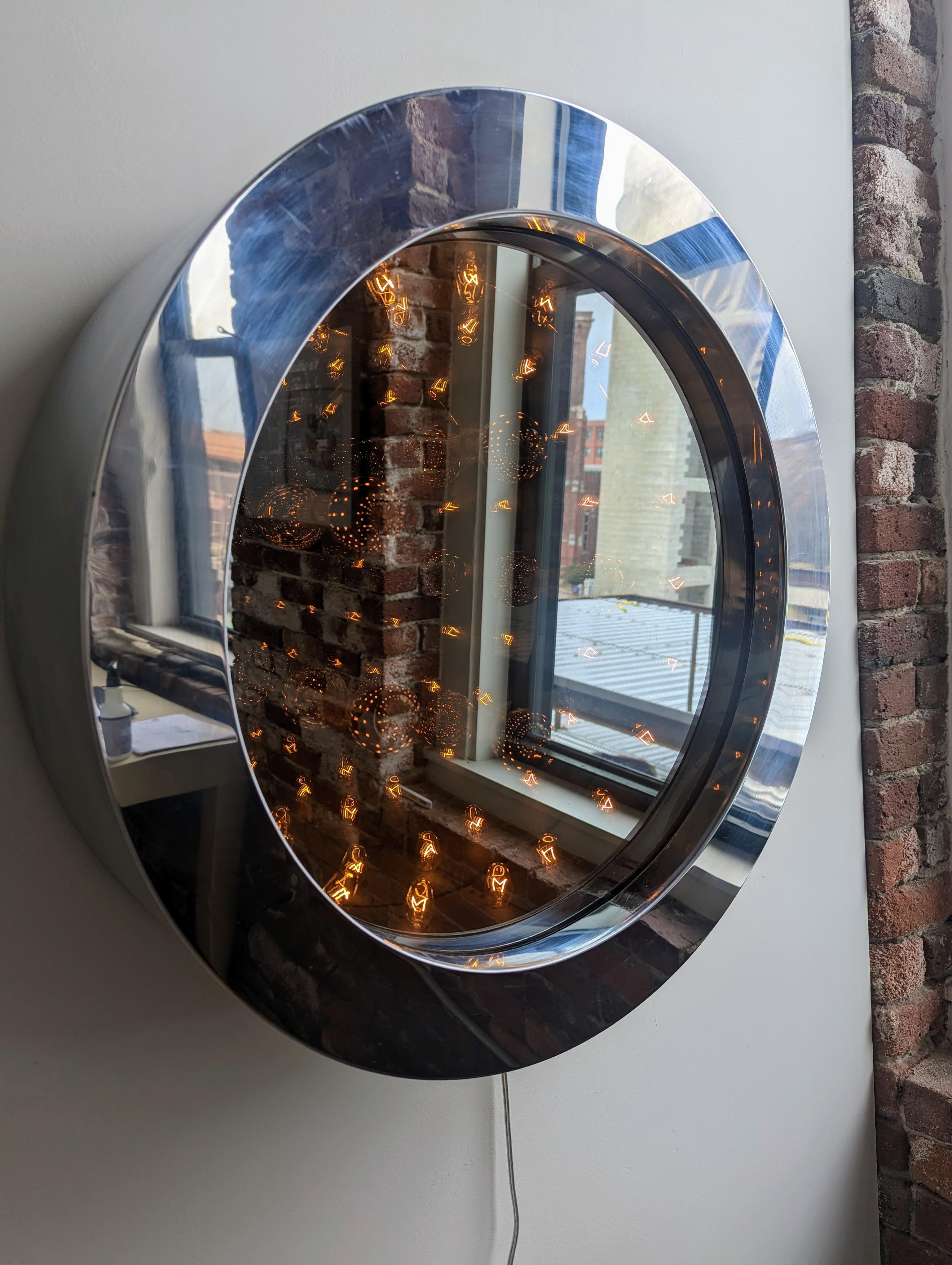 Miroir Infinity de Curtis Jere, signé en vente 7