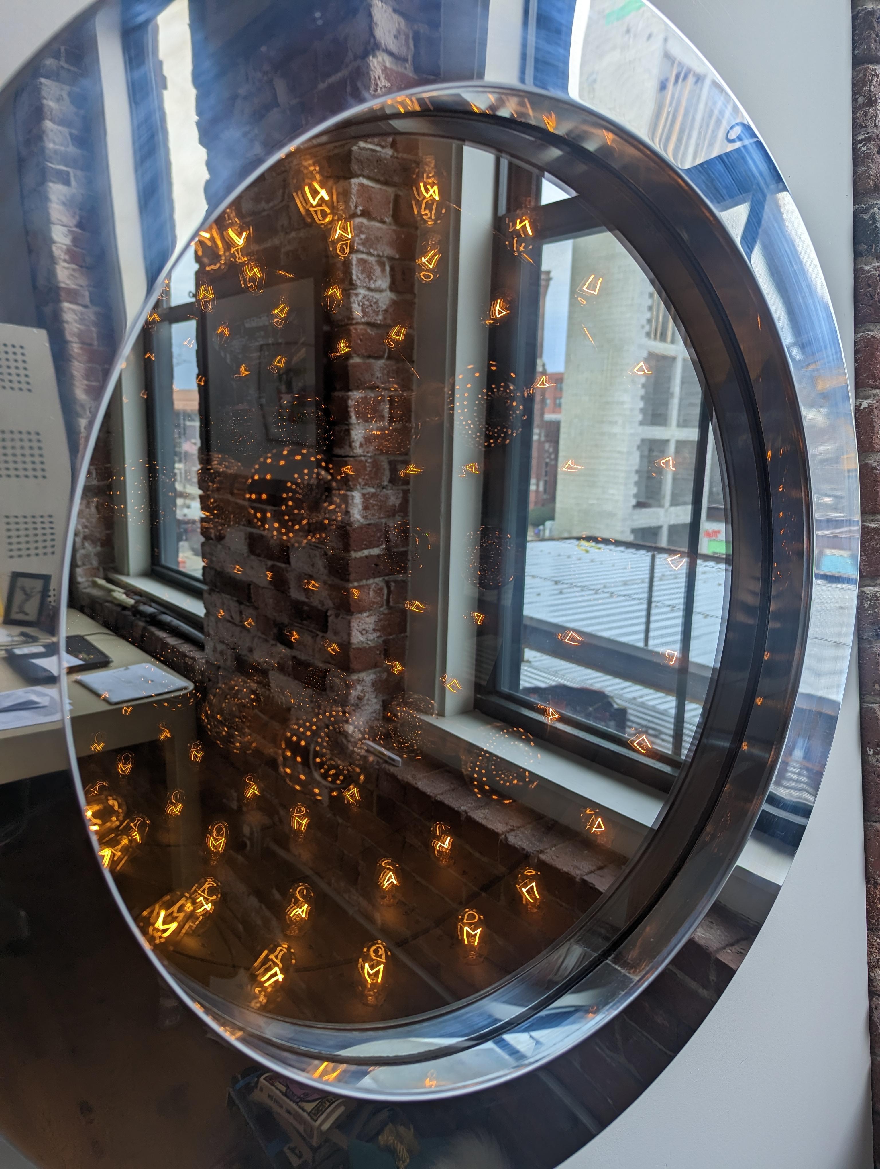 Miroir Infinity de Curtis Jere, signé Bon état - En vente à Lynn, MA