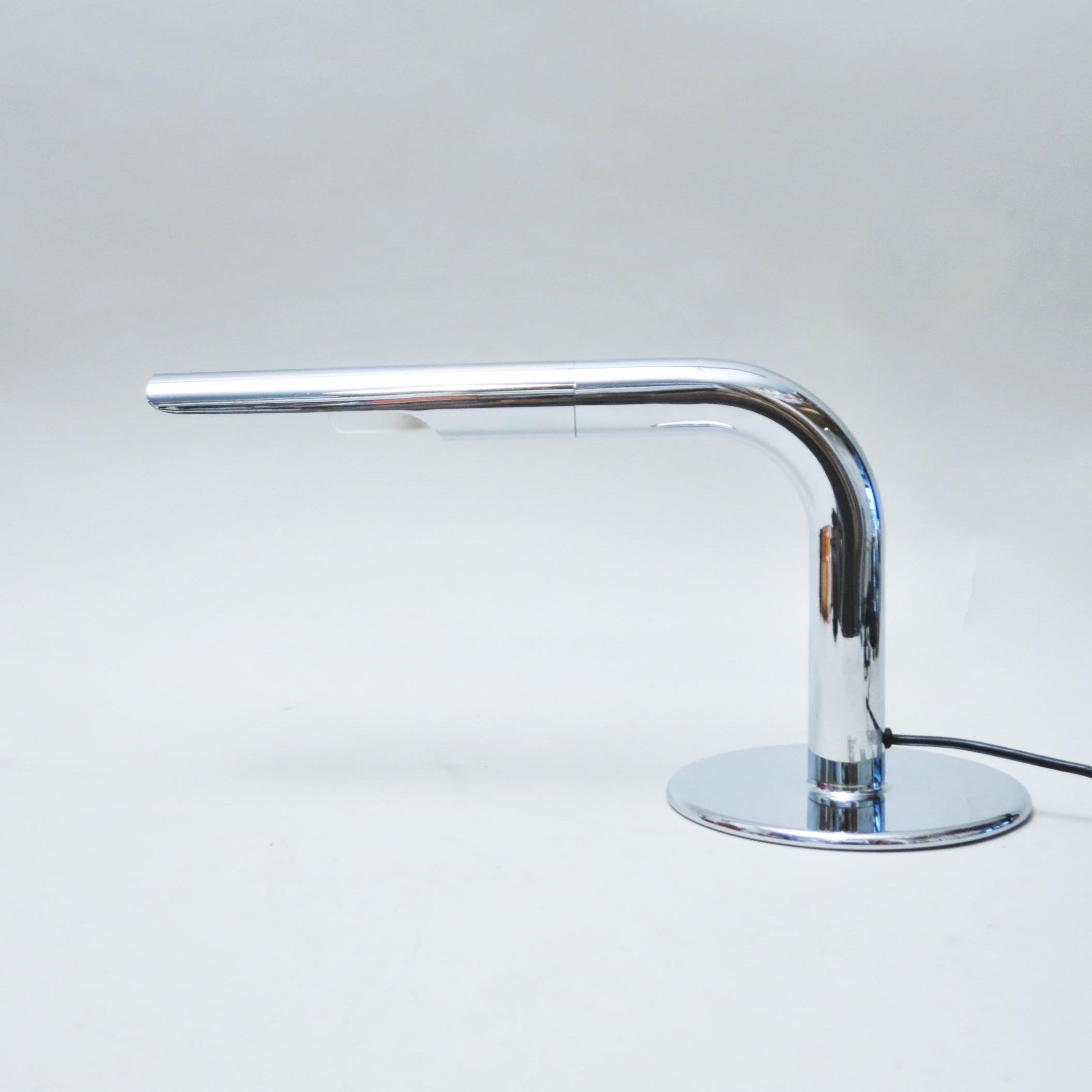 Chrome desk lamp Gulp by German designer Ingo Maurer and Design M in the late 1960s 
It mixes perfectly Pop and Minimalism. 
Beautiful conditions.