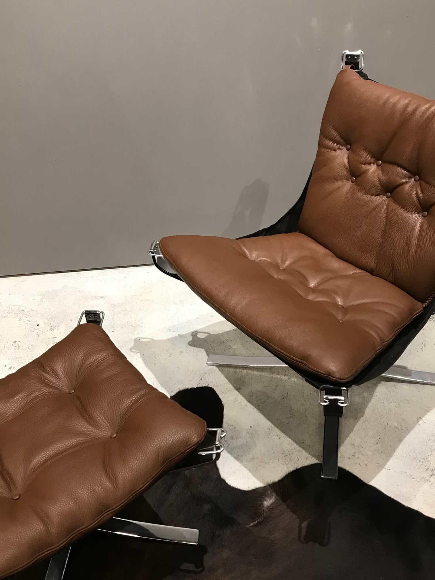 Chrome Low-Back Falcon Chair and Ottoman In Good Condition In Melbourne, Victoria