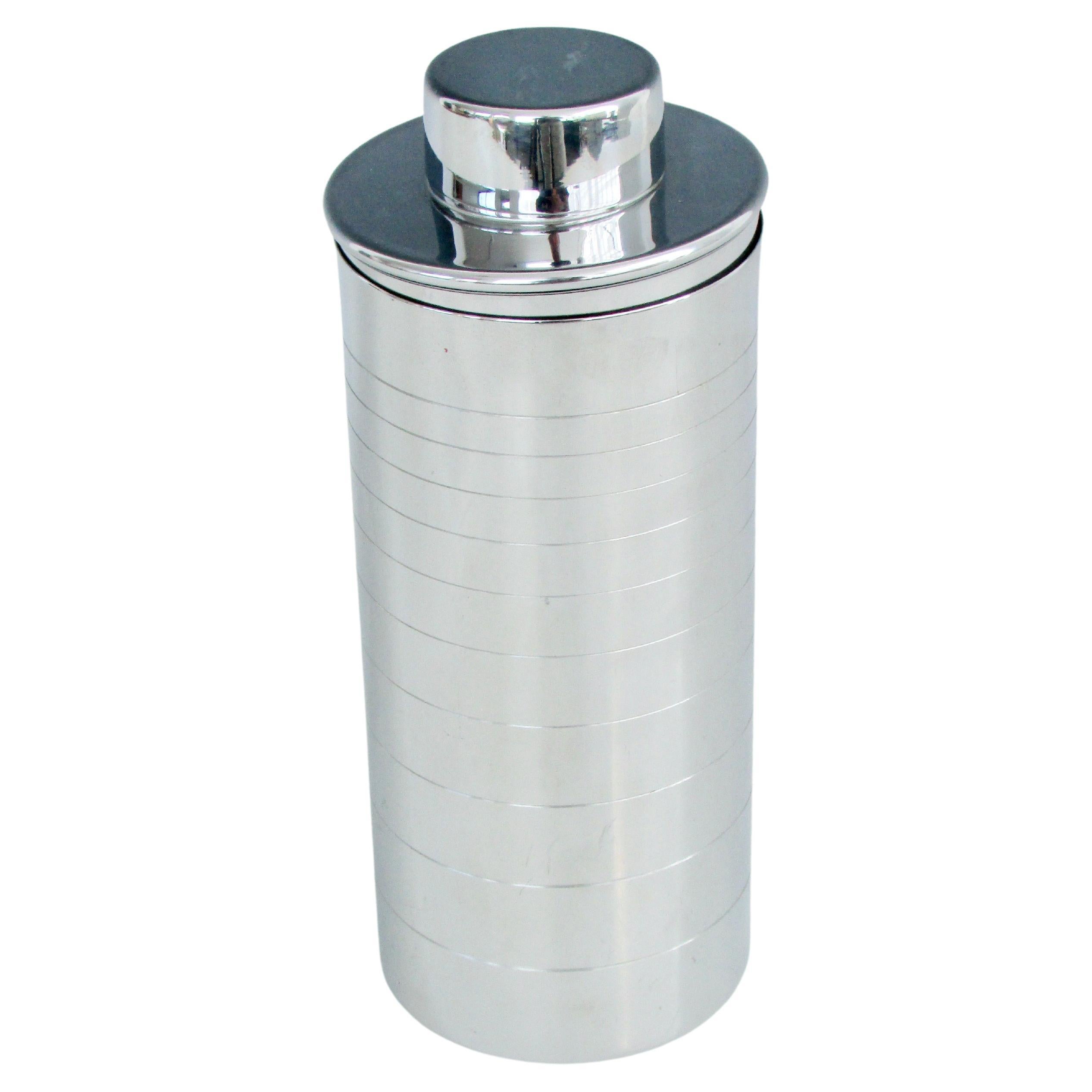American Chrome Manning Bowman Art Deco Machine Age Cocktail Shaker