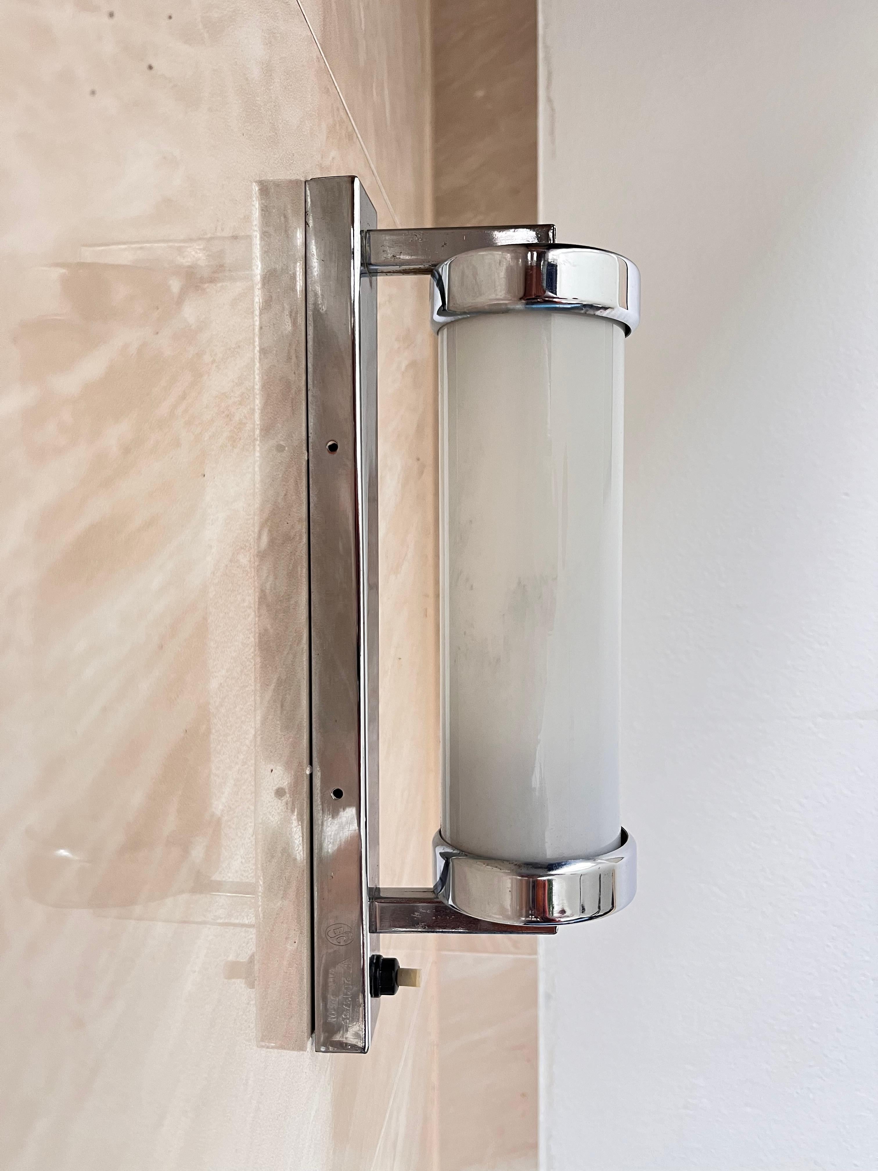 Chrome milk glass  Bauhaus / Functionalist Wall Lamp - 1930s For Sale 1
