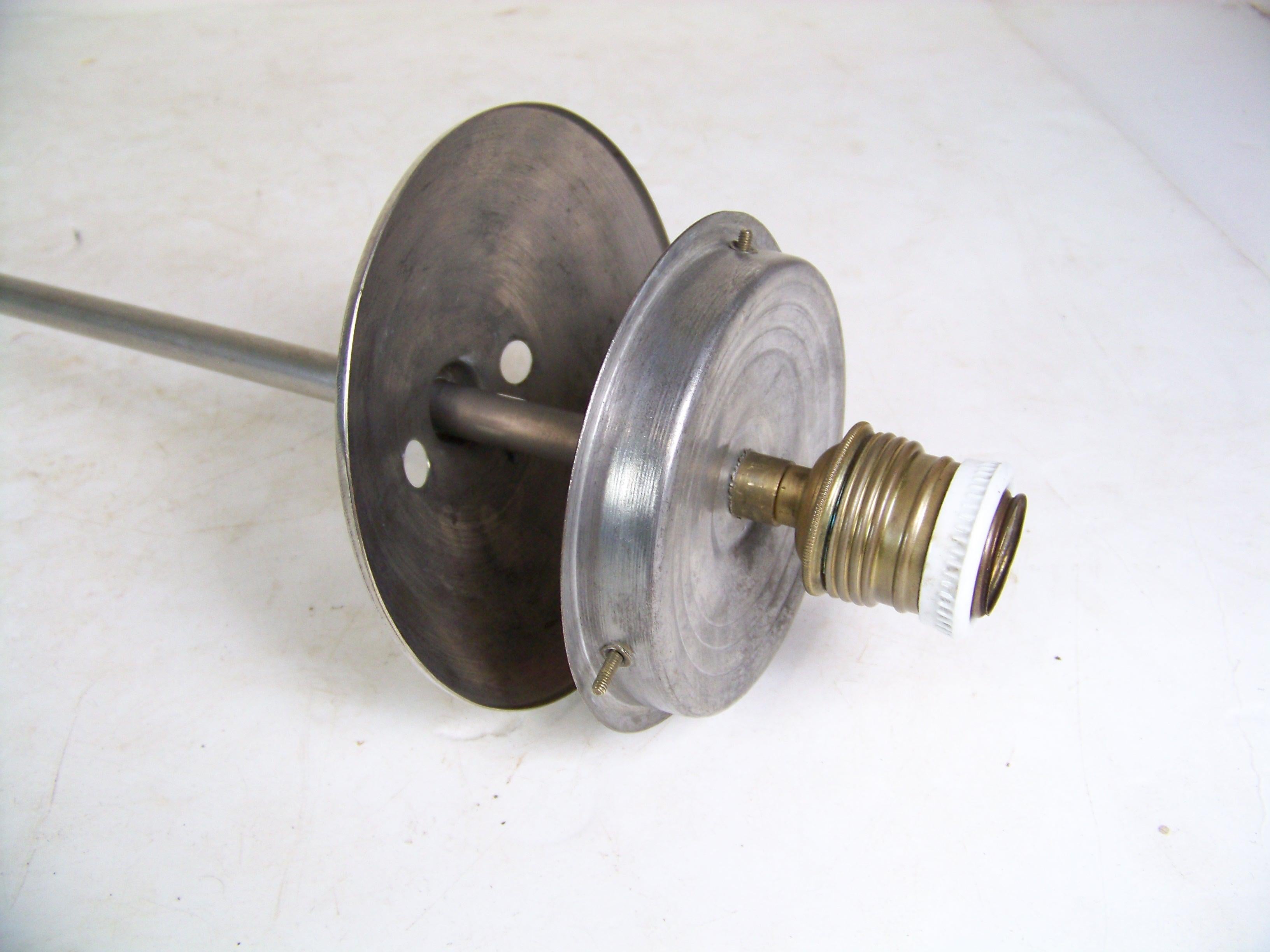 Lampada a sospensione Bauhaus in vetro lattimo cromato - anni '30 in vendita 1