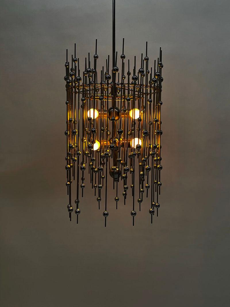 Lampe à suspension molécule chromée, 1970 en vente 3