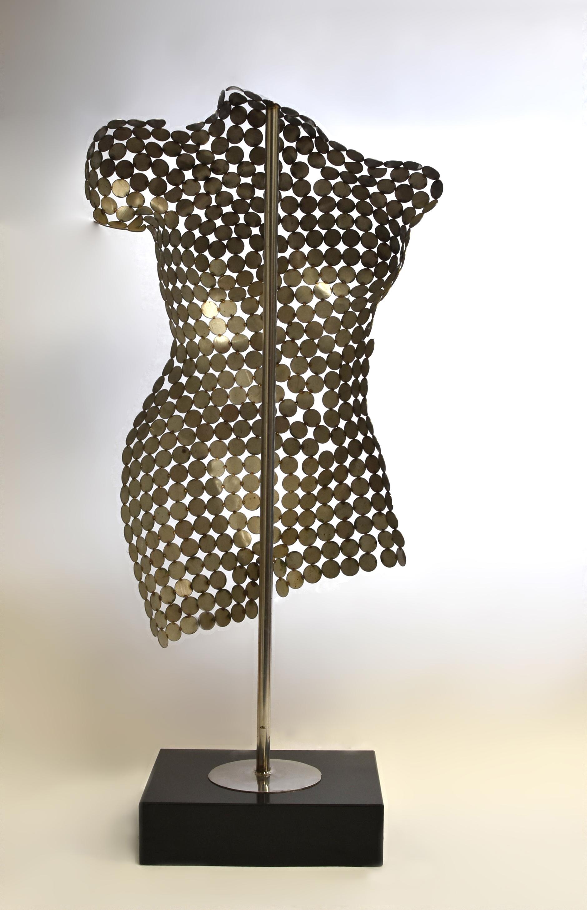Maniquí Escultura Cromada Cuerpo de Mujer Desnudo sobre Base de Granito en venta 5