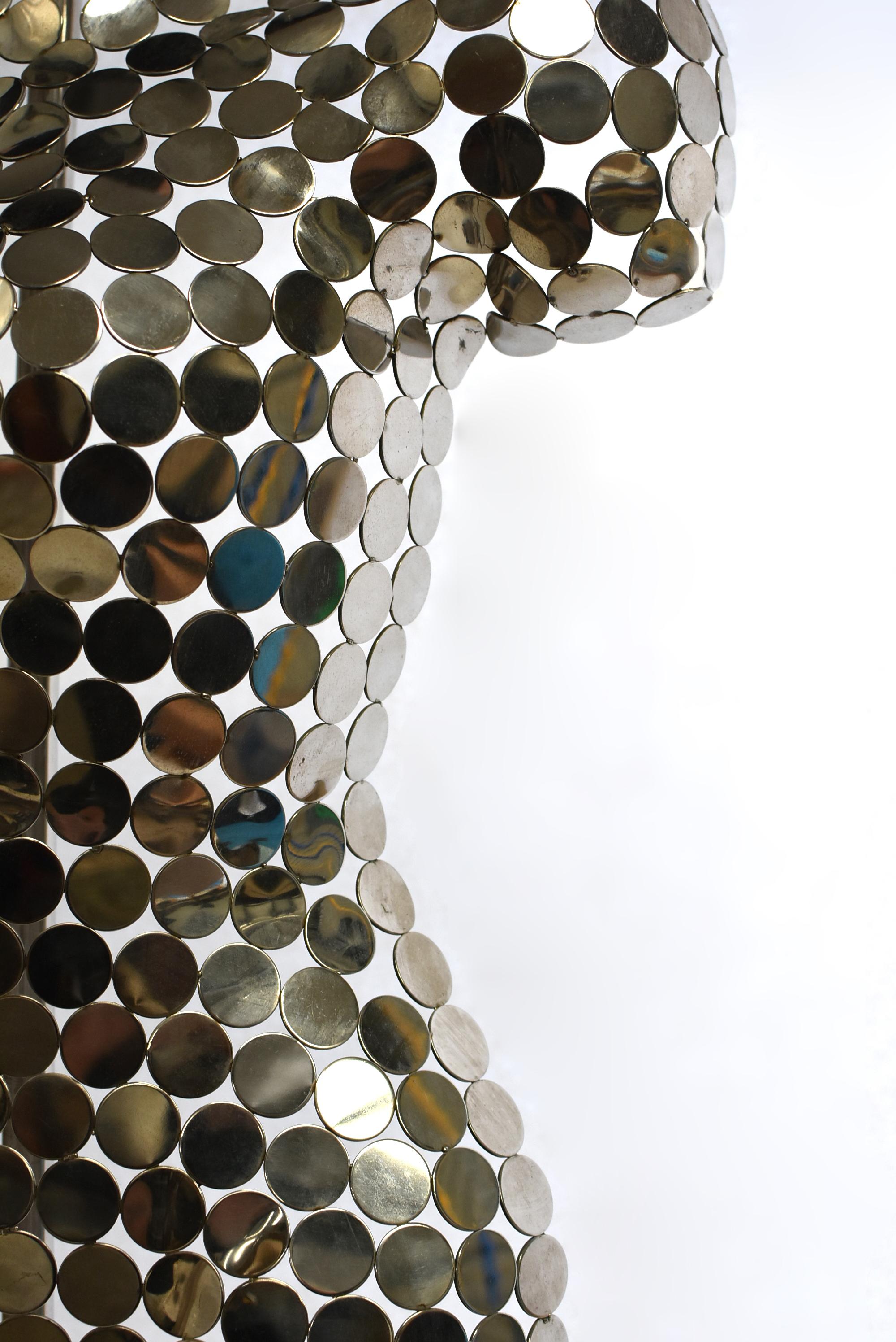 Maniquí Escultura Cromada Cuerpo de Mujer Desnudo sobre Base de Granito en venta 1