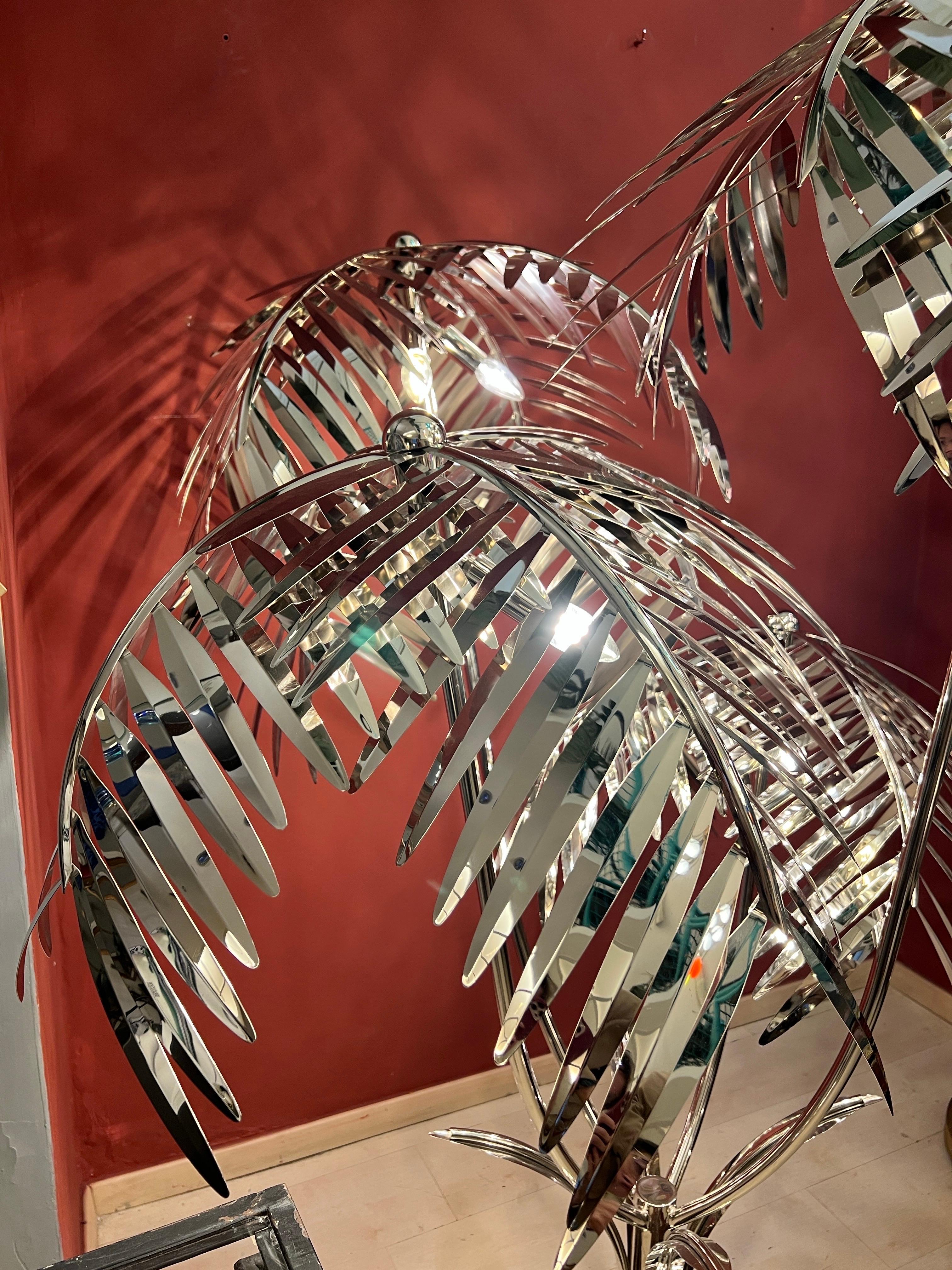 Verchromte Palmen-Stehlampe, 2000er Jahre im Zustand „Hervorragend“ im Angebot in Florence, IT