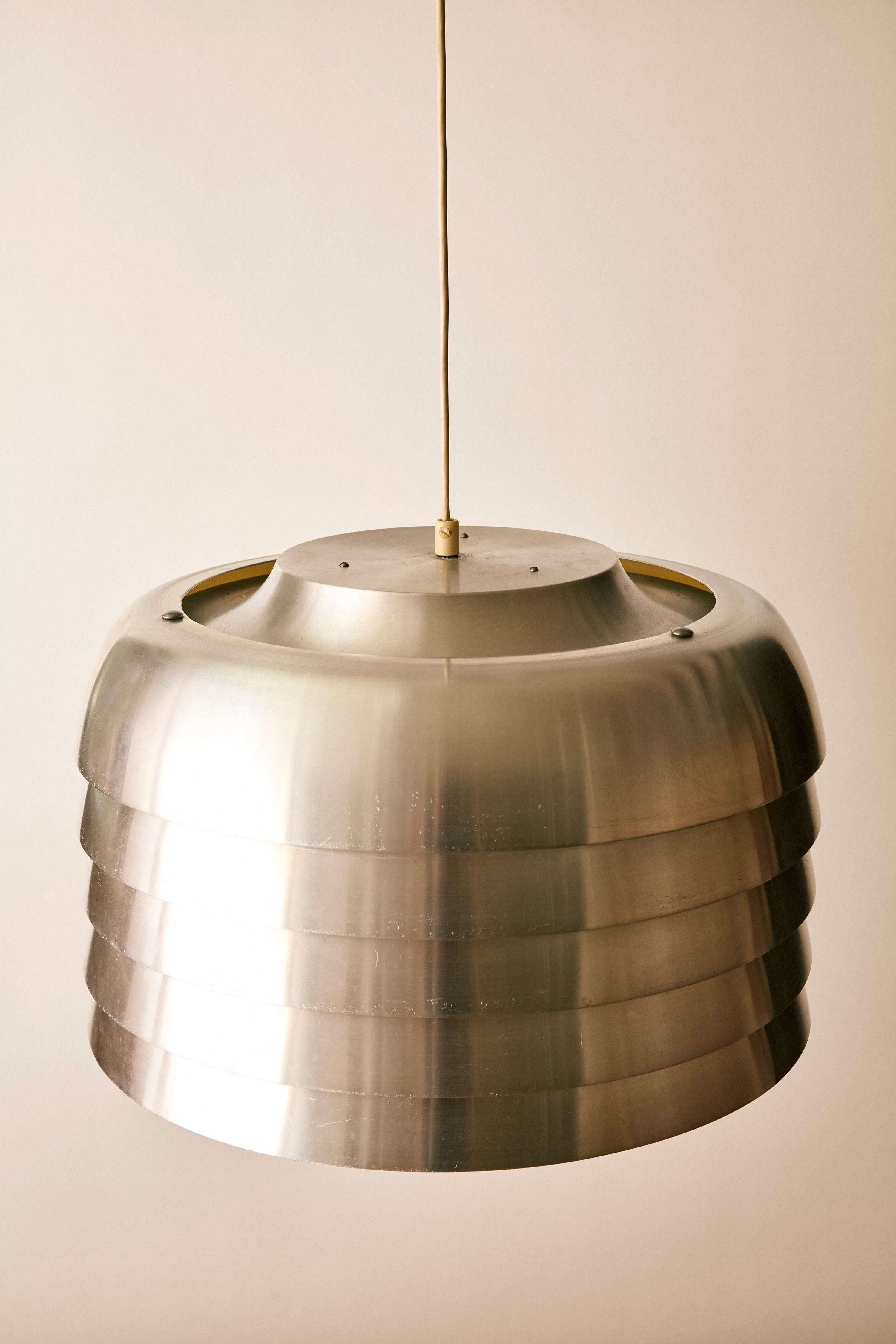 Pendentif chromé Model No&T par Hans-Agne Jakobsson Bon état - En vente à Long Island City, NY