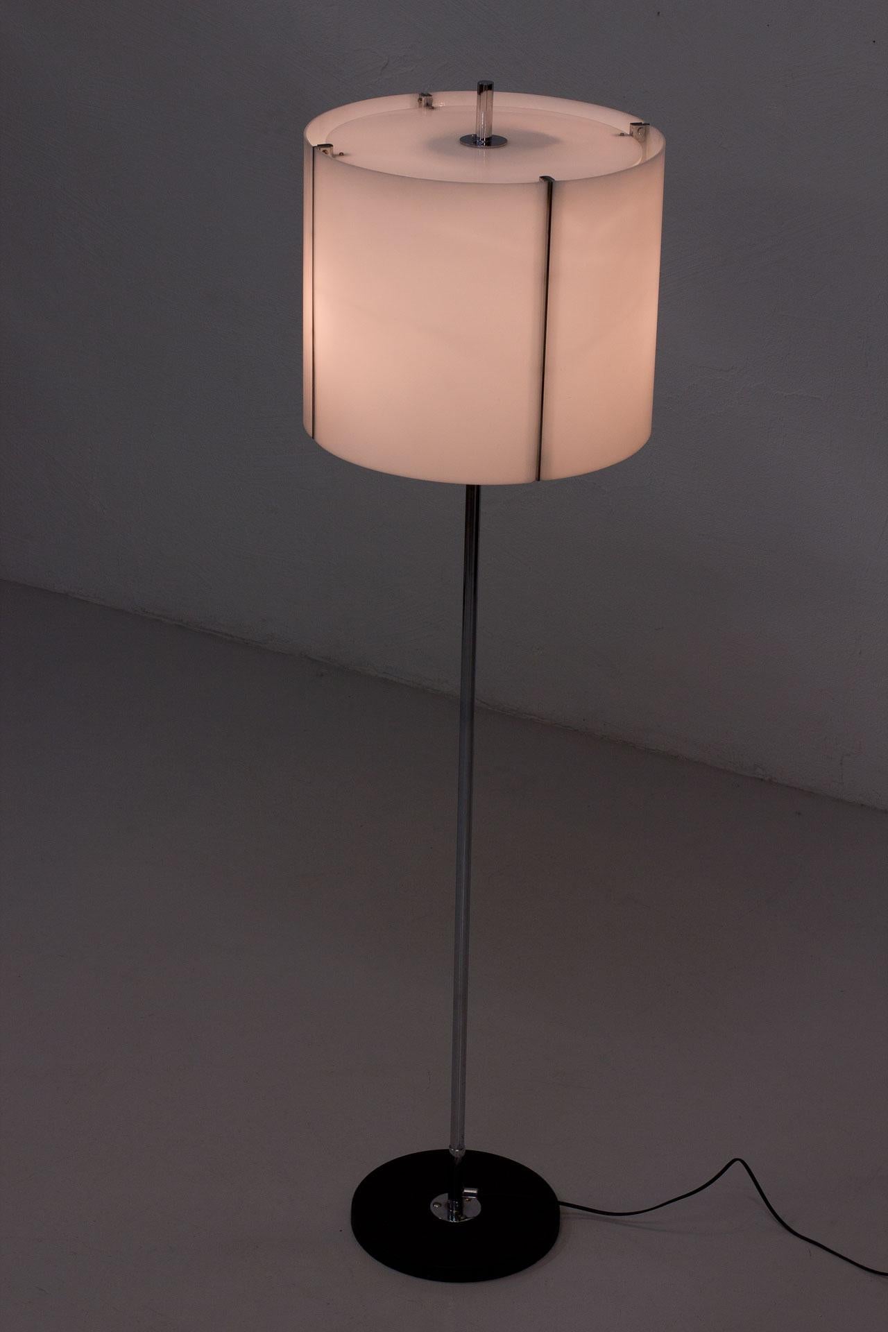 Chrome-Plated and Acrylic Floor Lamp by Hans-Agne Jakobsson, Sweden, 1963 4