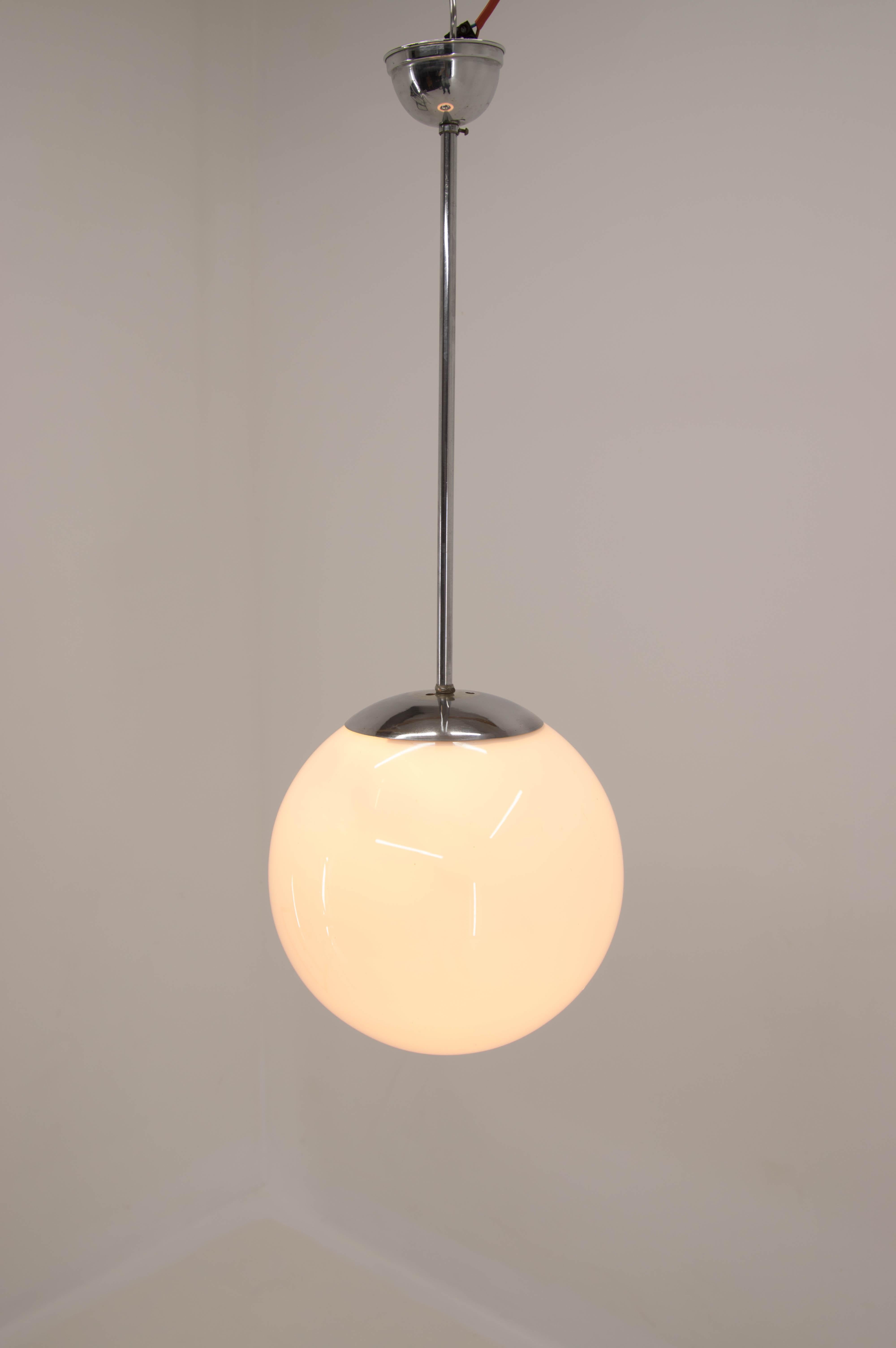 Mid-20th Century Chrome-Plated Bauhaus Minimalistic Chandelier by Franta Anyz, Type 5878, 1930s For Sale