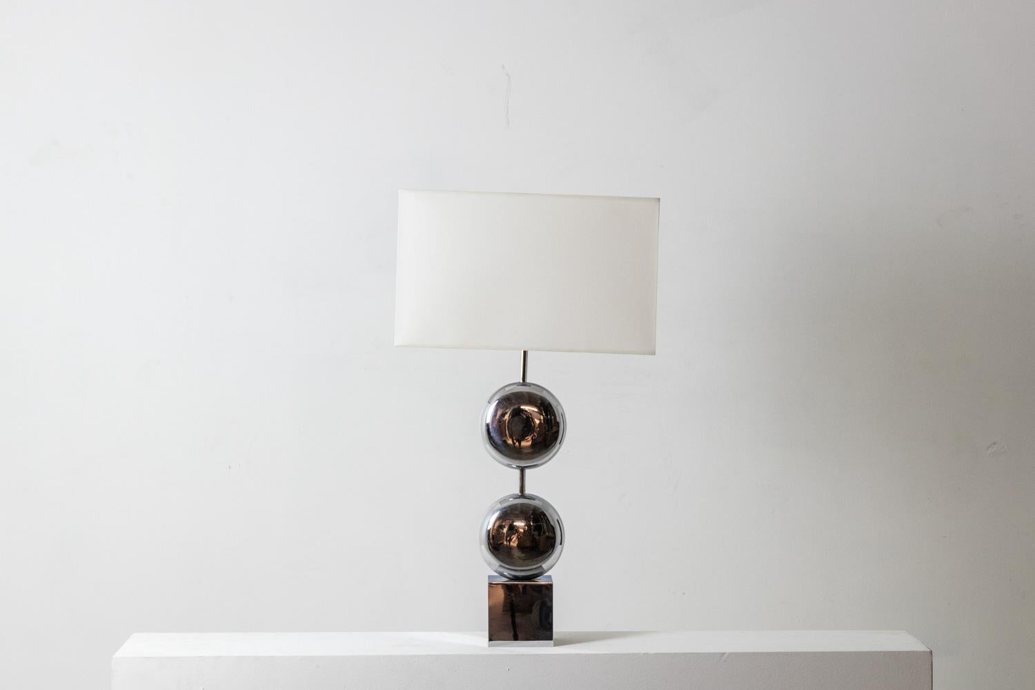 Chrome-plated metal lamp. Signed Chalier Paris. Circa 1970 For Sale 1