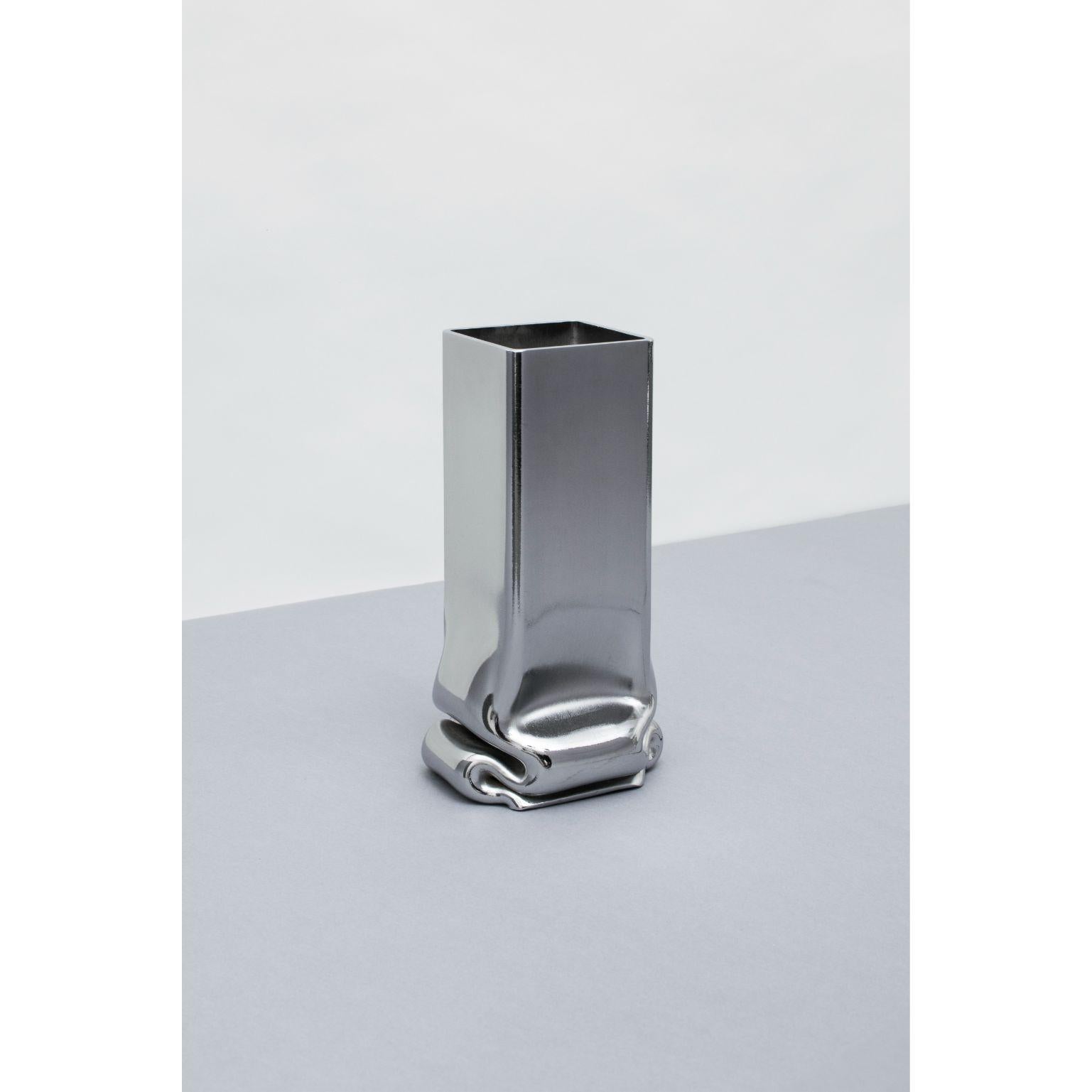 Chrome Plated Pressure Vase XL by Tim Teven In New Condition For Sale In Geneve, CH