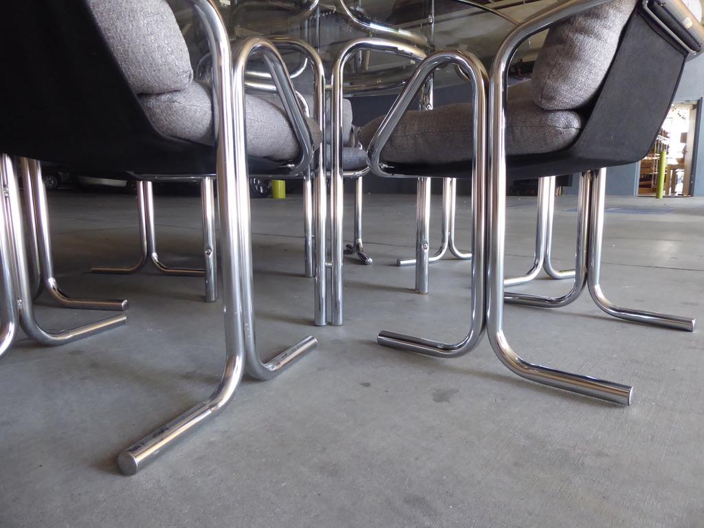 Chrome-Plated Tubular Steel Dining Set Designed by Jerry Johnson, circa 1970s For Sale 1