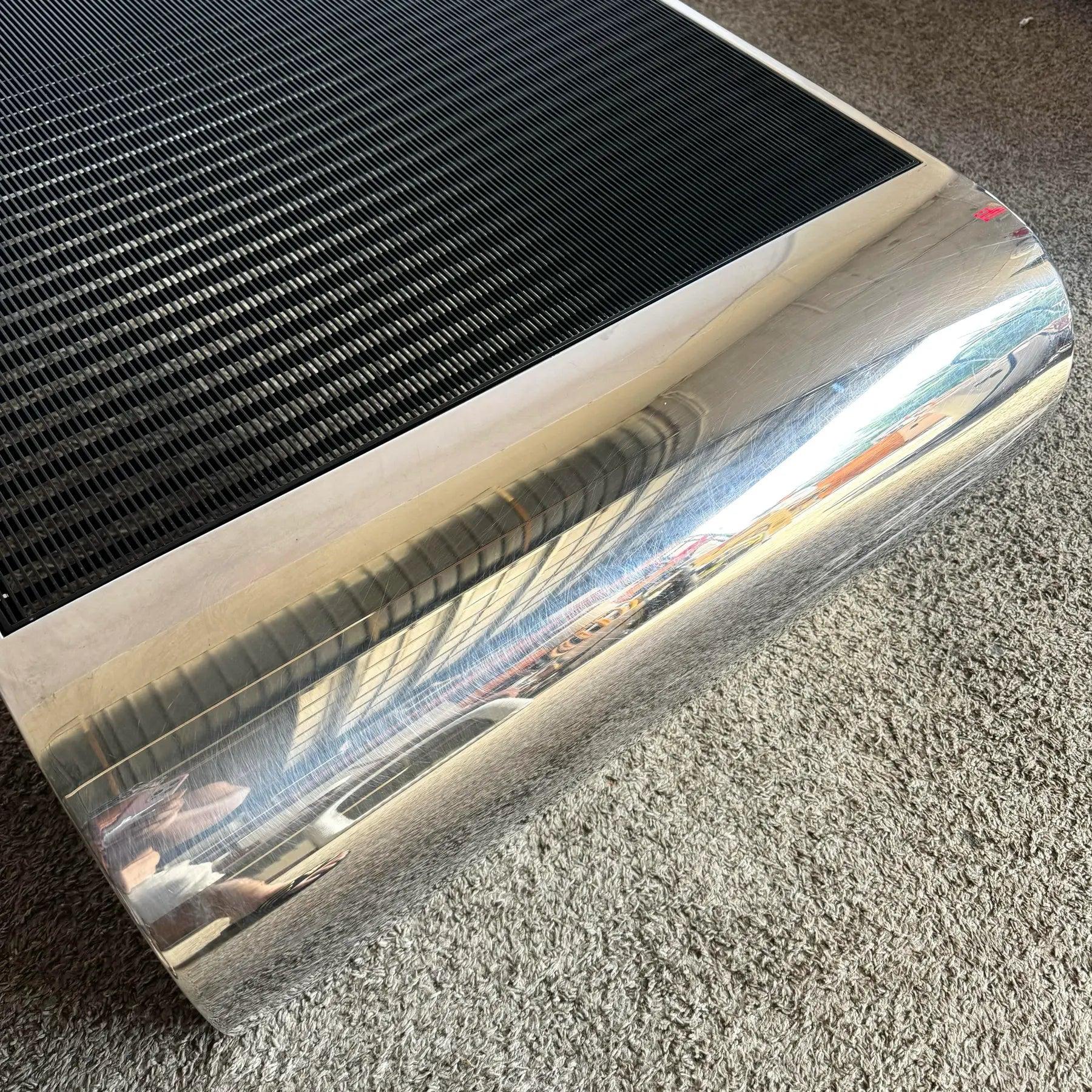 Table basse cascade en chrome/acier poli en vente 3