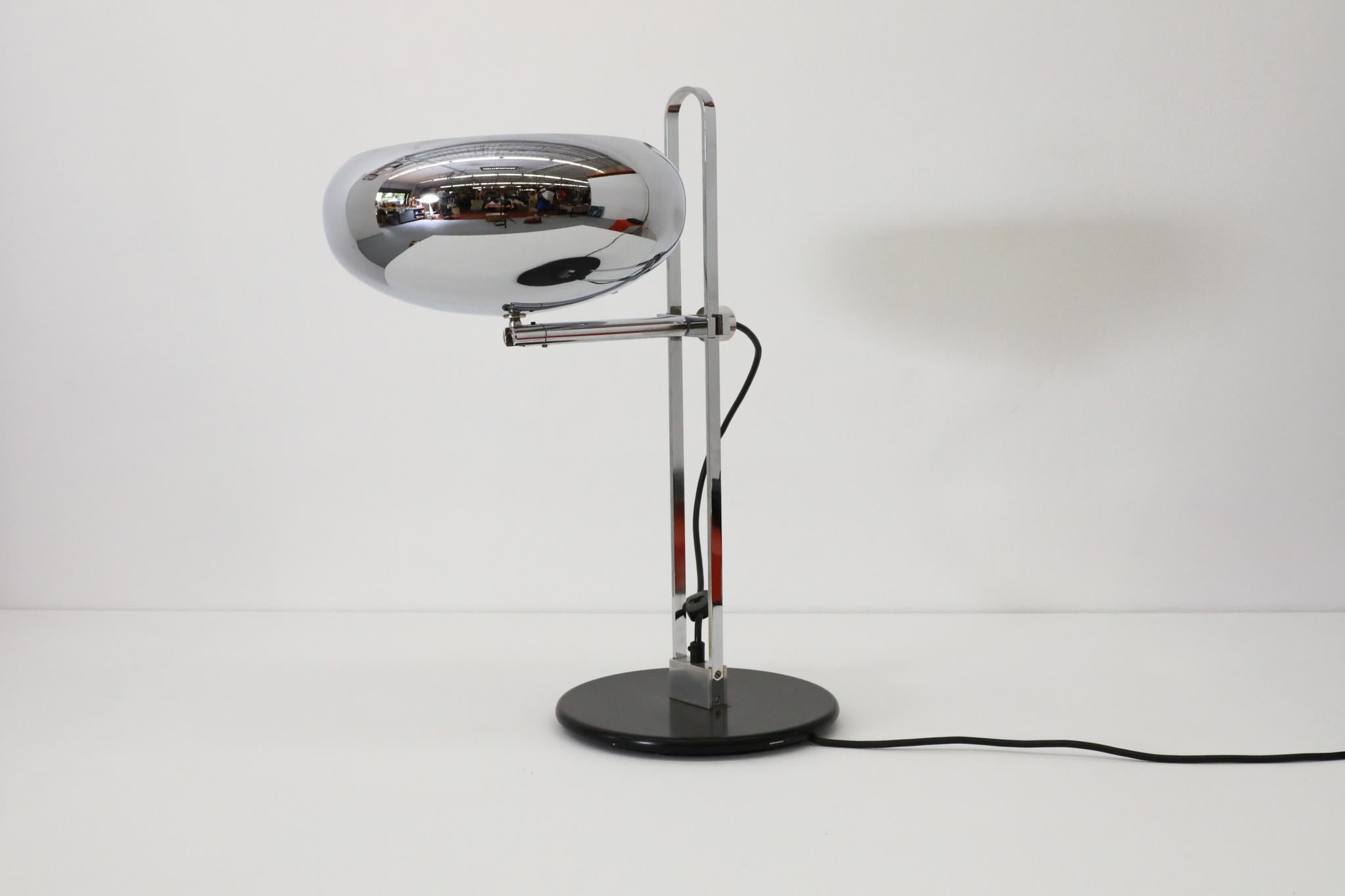 Late 20th Century Chrome Reggiani Style Table Lamp with Domed Shade by Van Doorn Verlichting For Sale