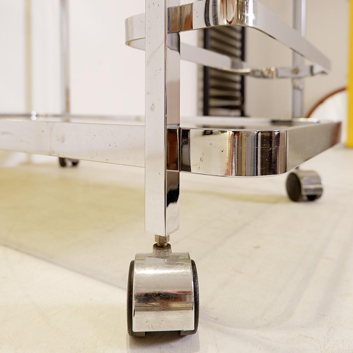Chrome rolling trolley with smoked glass tops, 70s, with bottle holder For Sale 1
