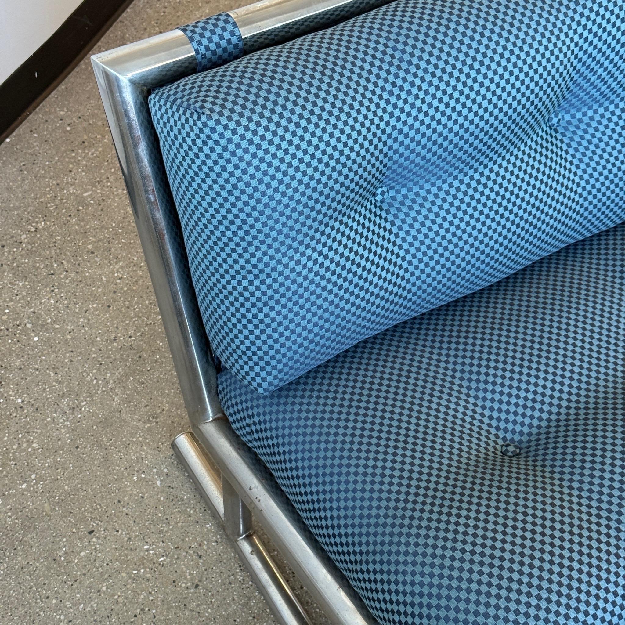 Divano Chrome di Arthur Umanoff per Directional In condizioni buone in vendita a Chicago, IL