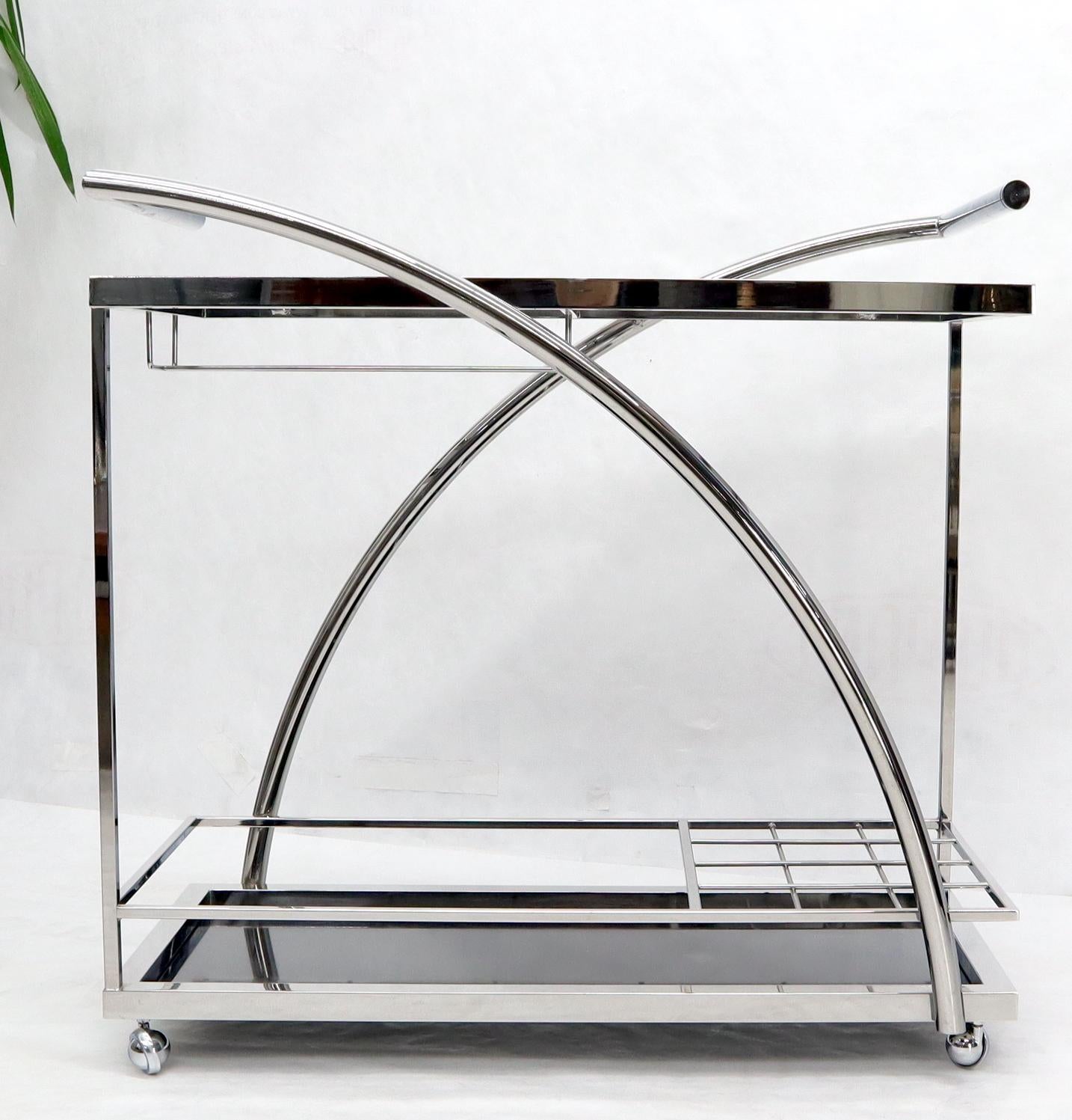 Chrome & Smoked Glass Mid-Century Modern Rolling Serving Cart Bar In Good Condition For Sale In Rockaway, NJ