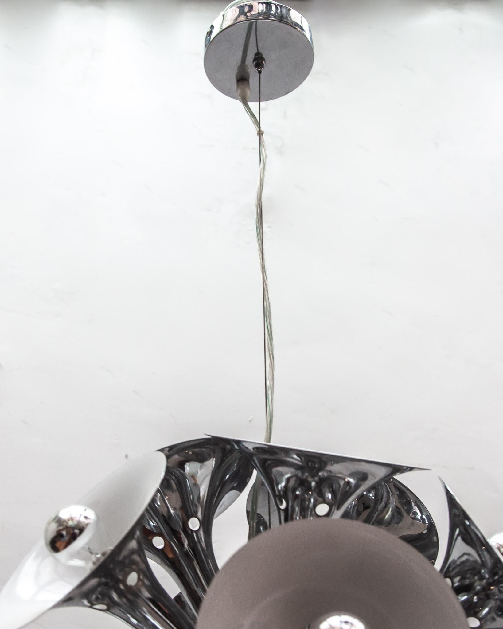 Sputnik Trompeten-Kronleuchter aus Chrom, Modell Dandelion, Italien im Angebot 1