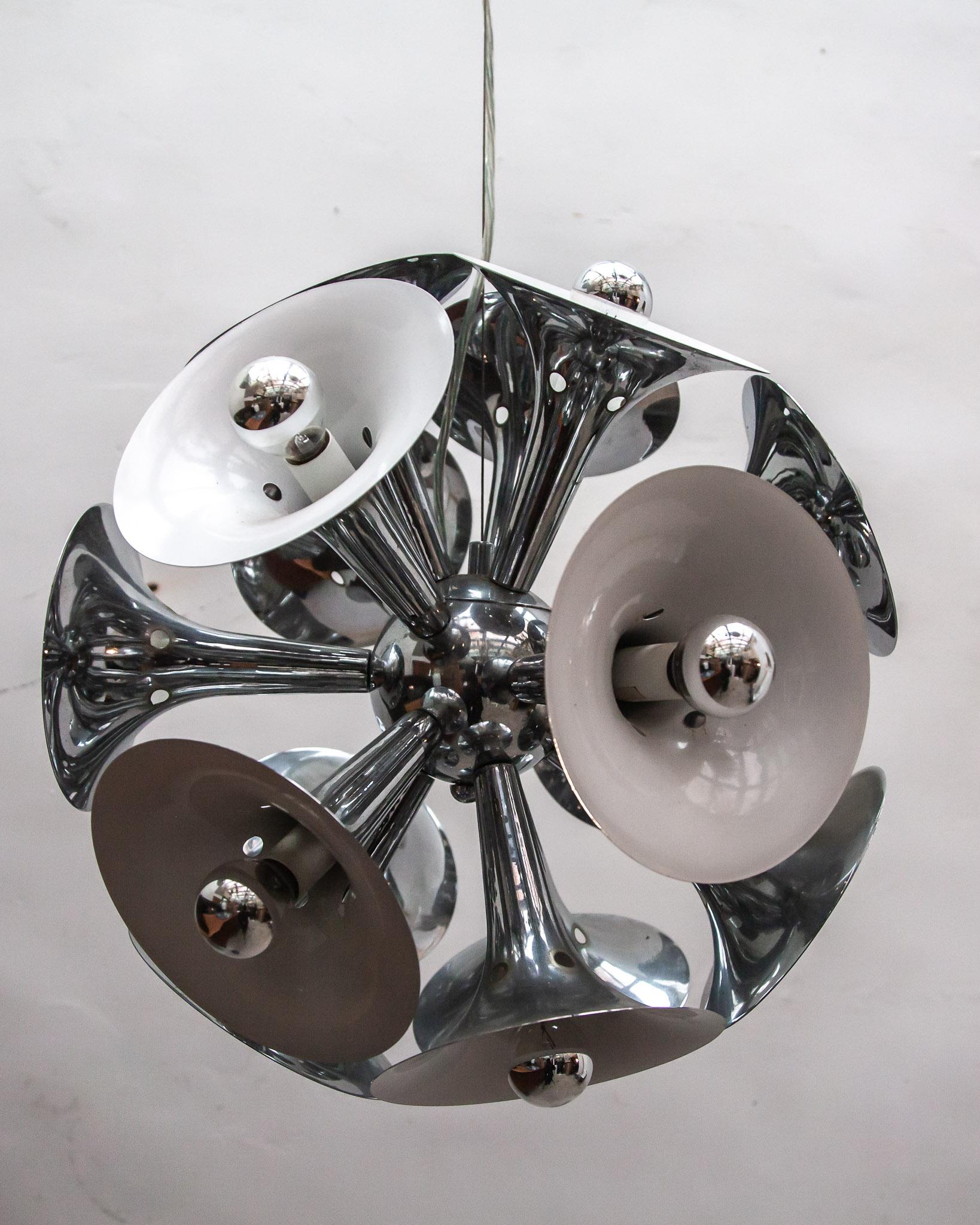 Araña Sputnik Trompet cromada Modelo Dandelion, Italia en venta 2