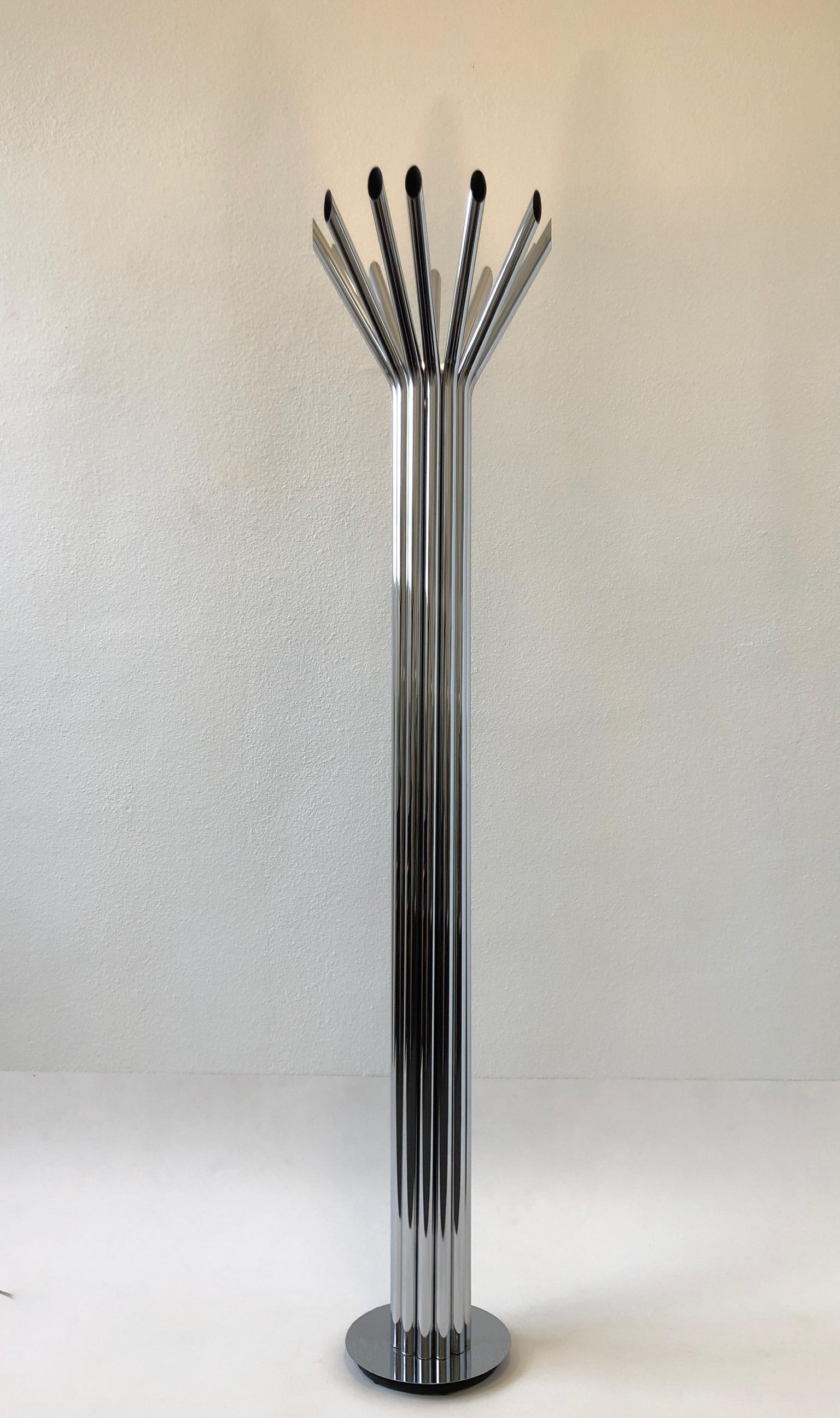 Lampadaire torchère chromé de George Kovacs en vente 1